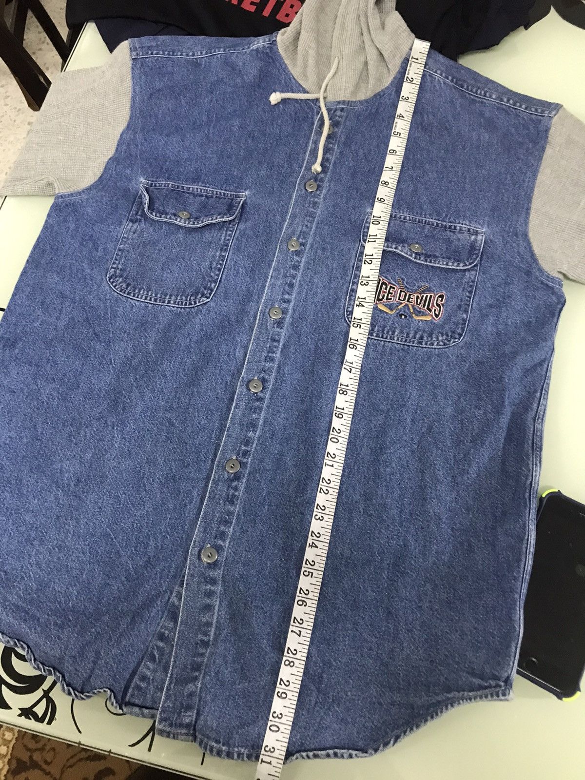 Vintage Vintage 90s Warner Bros Denim Button Up Shirt Hoodie Size US L / EU 52-54 / 3 - 16 Thumbnail