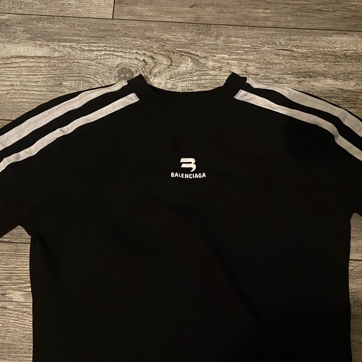 Balenciaga Balenciaga Sporty B Shrunken T Shirt Size US L / EU 52-54 / 3 - 3 Thumbnail