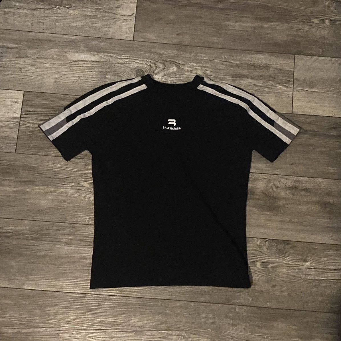 Balenciaga Balenciaga Sporty B Shrunken T Shirt Size US L / EU 52-54 / 3 - 2 Thumbnail