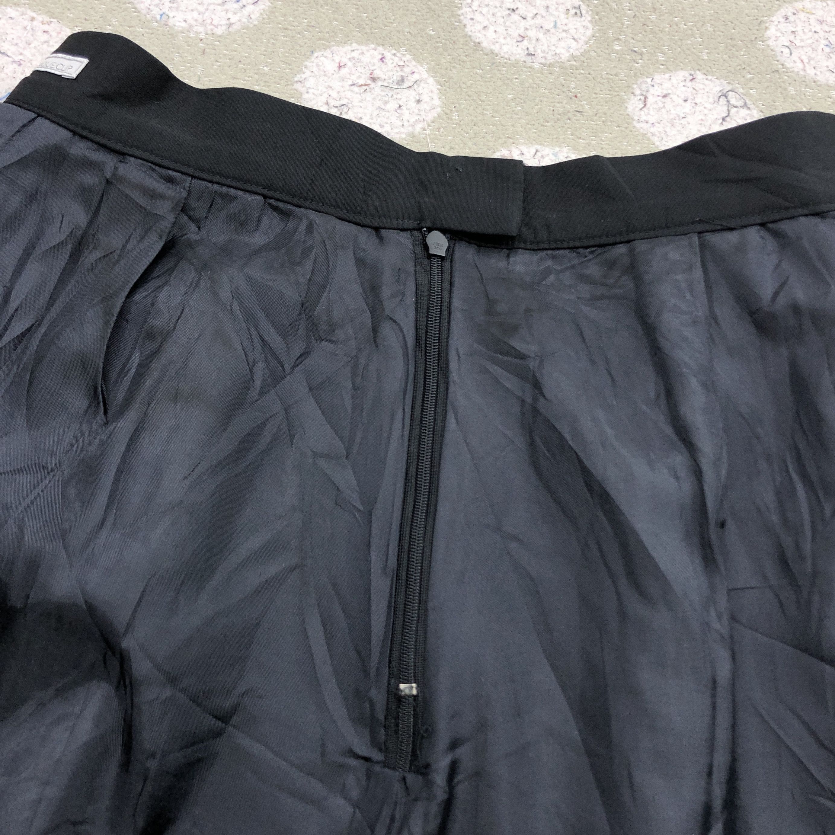 Japanese Brand OPAQUE CLIP Mini Skirt #2648-95 Size 25" / US 0 / IT 36 - 2 Thumbnail