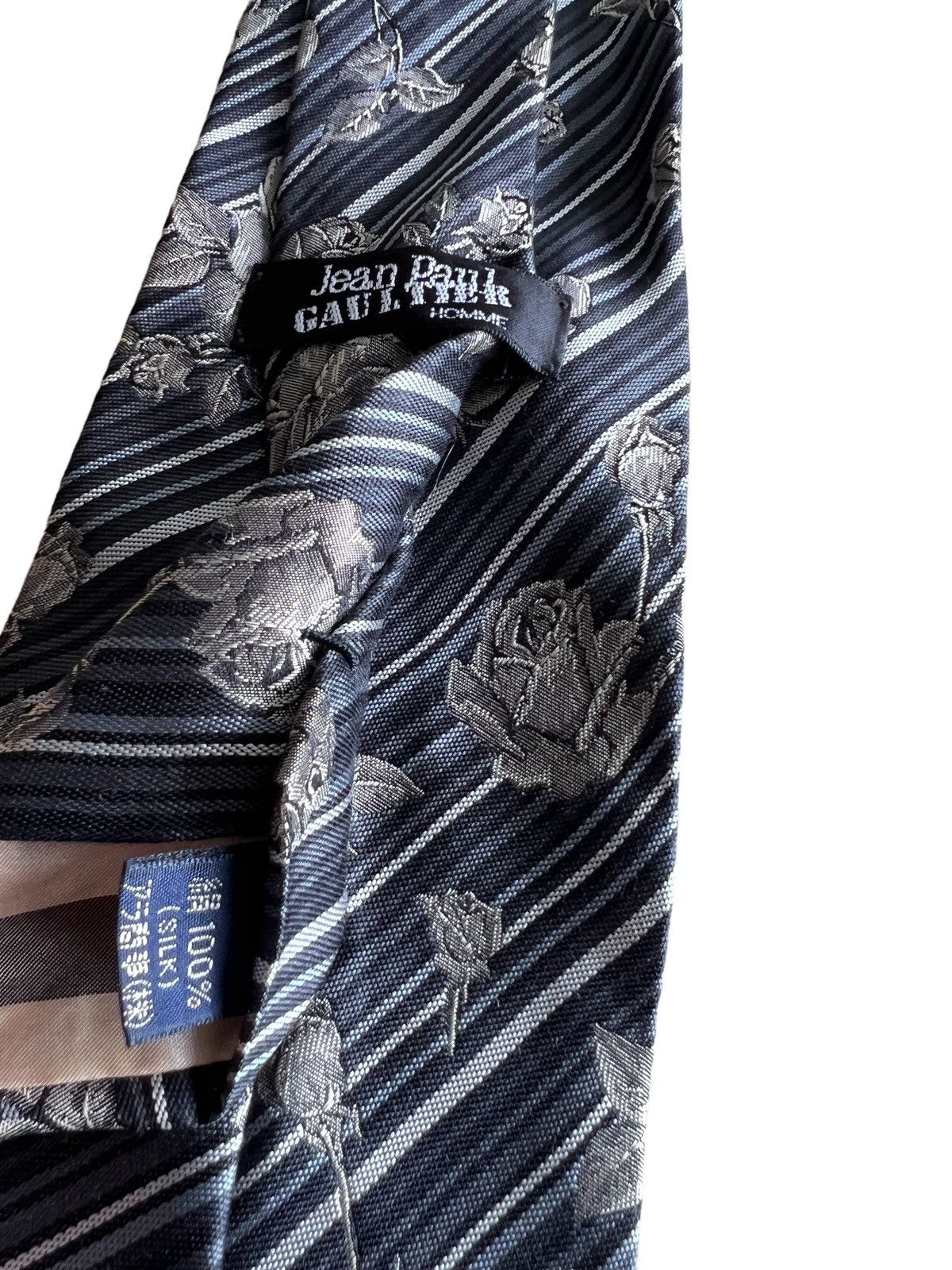 Jean Paul Gaultier ARCHIVE🔥90s Jean Paul Gaultier "Black Roses" Gothic Ties Size ONE SIZE - 7 Thumbnail