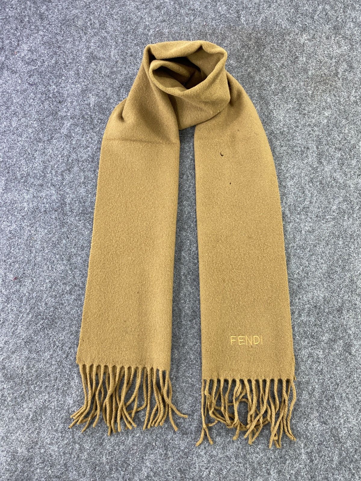 Vintage FENDI Scarf/Muffler/Neckwear - T210 Size ONE SIZE - 2 Thumbnail
