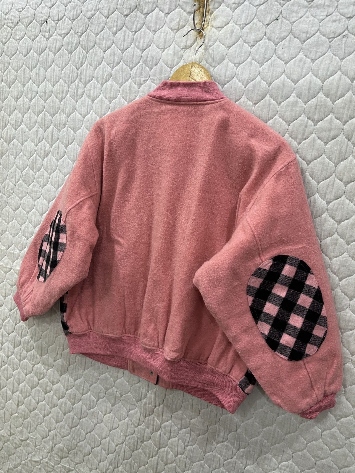 Hypebeast (Vvv). AMERICAN FOOTBALL TEAM LEAGUE VARSITY JACKET Size S / US 4 / IT 40 - 5 Thumbnail
