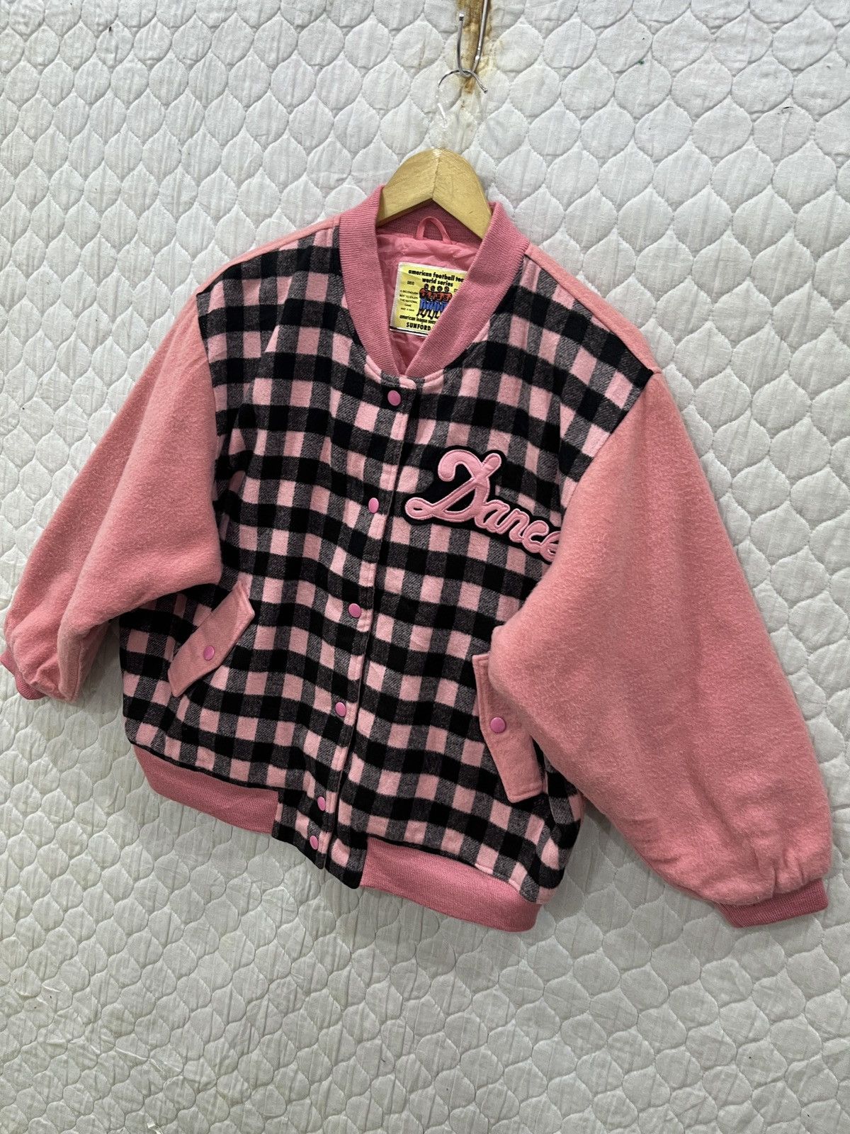 Hypebeast (Vvv). AMERICAN FOOTBALL TEAM LEAGUE VARSITY JACKET Size S / US 4 / IT 40 - 2 Thumbnail
