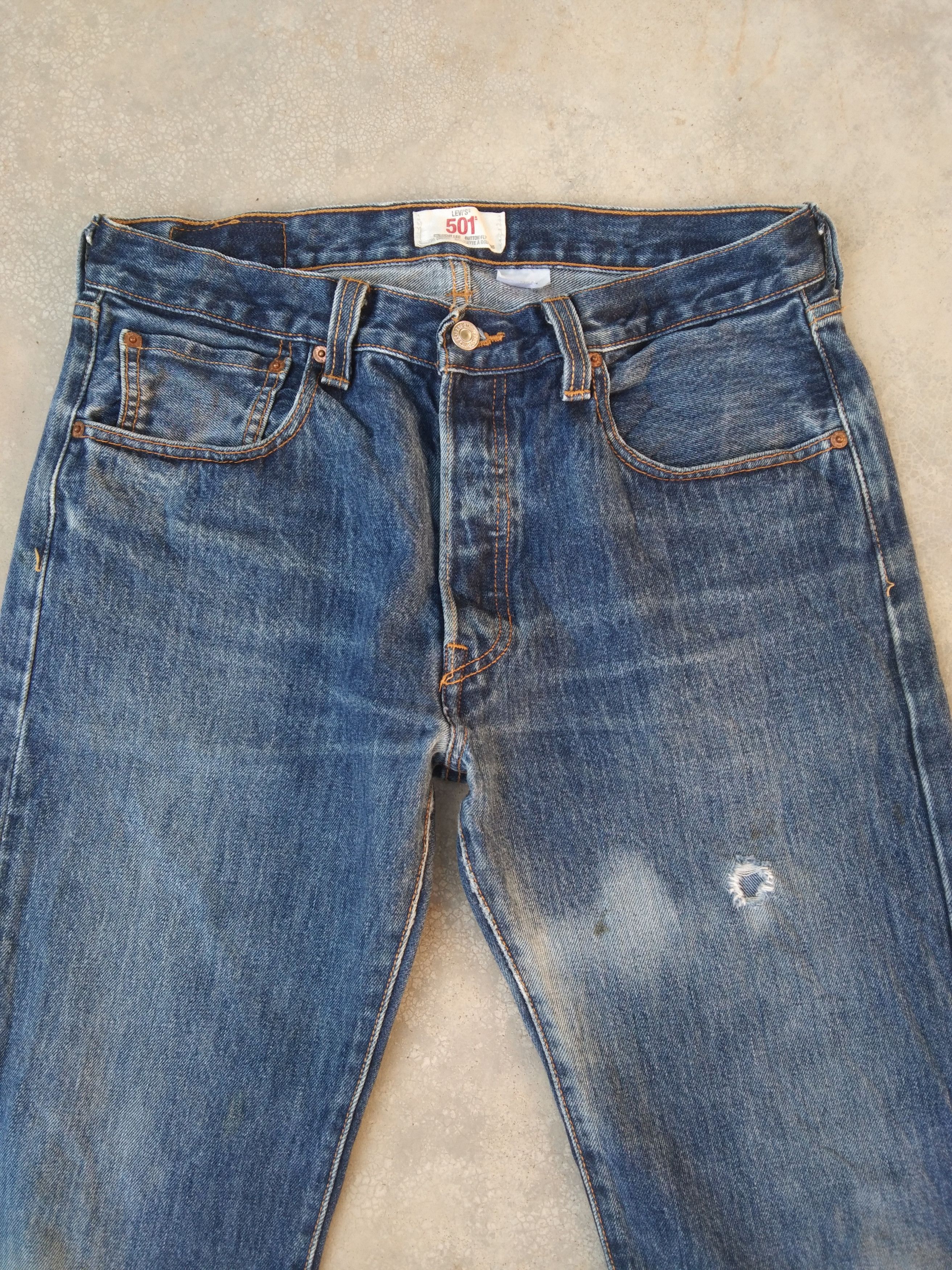 Levi's Vintage Levi's 501 Faded Blue Distressed Jeans 32x32 Size US 32 / EU 48 - 6 Thumbnail