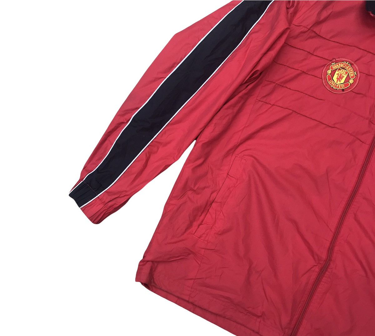Vintage Vintage Official Manchester United Light Jacket Size US L / EU 52-54 / 3 - 3 Thumbnail