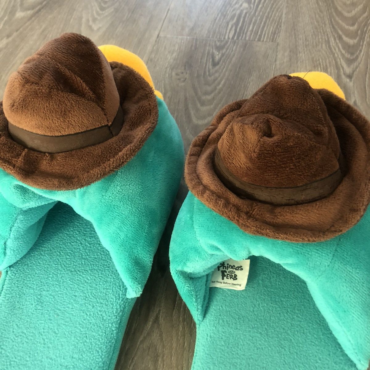 Disney × Vintage Disney Perry the platypus plush slippers Size US 12 / IT 42 - 4 Thumbnail