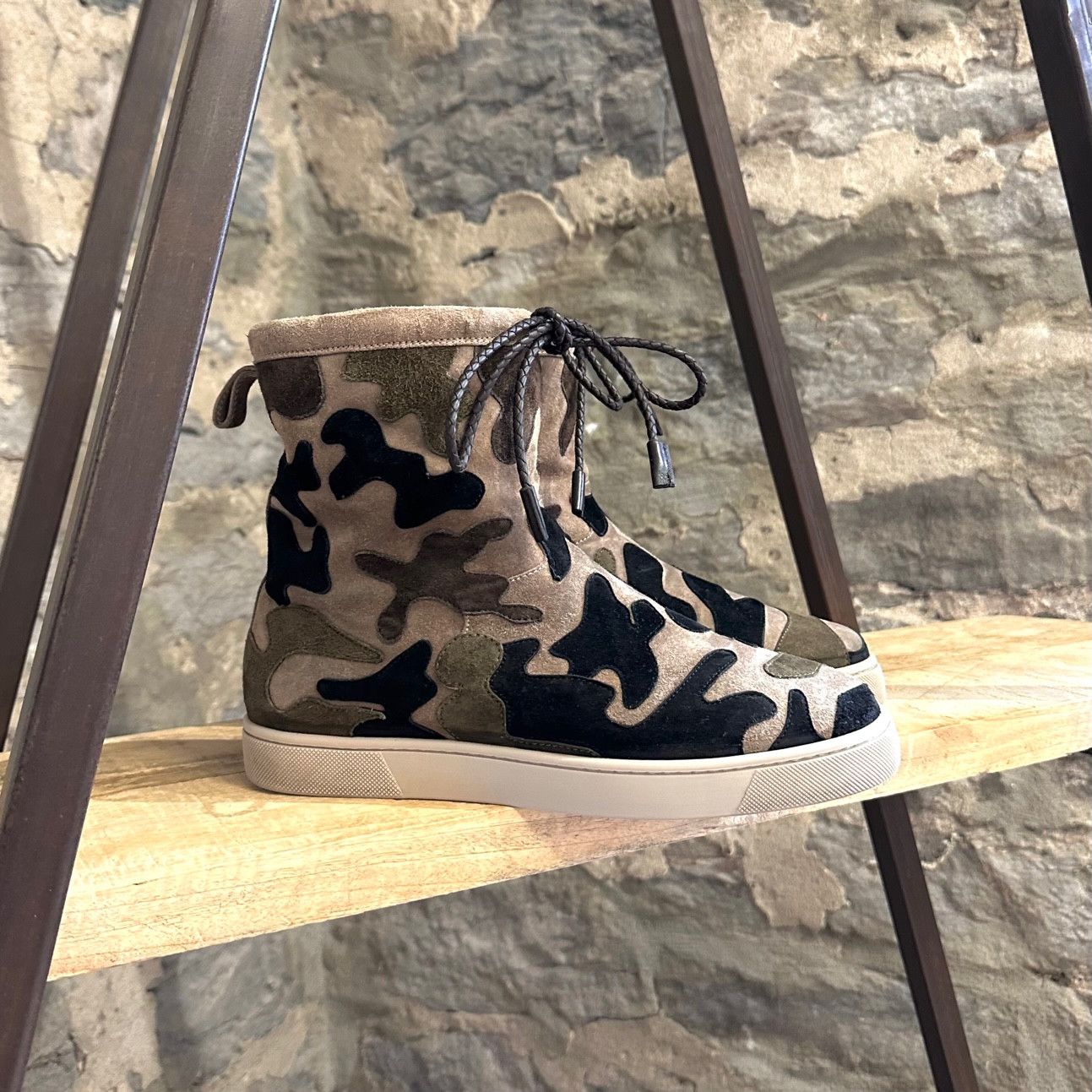 Christian Louboutin Christian Louboutin Halluolapon Camo Suede Shearling Boots Size US 8 / EU 41 - 1 Thumbnail