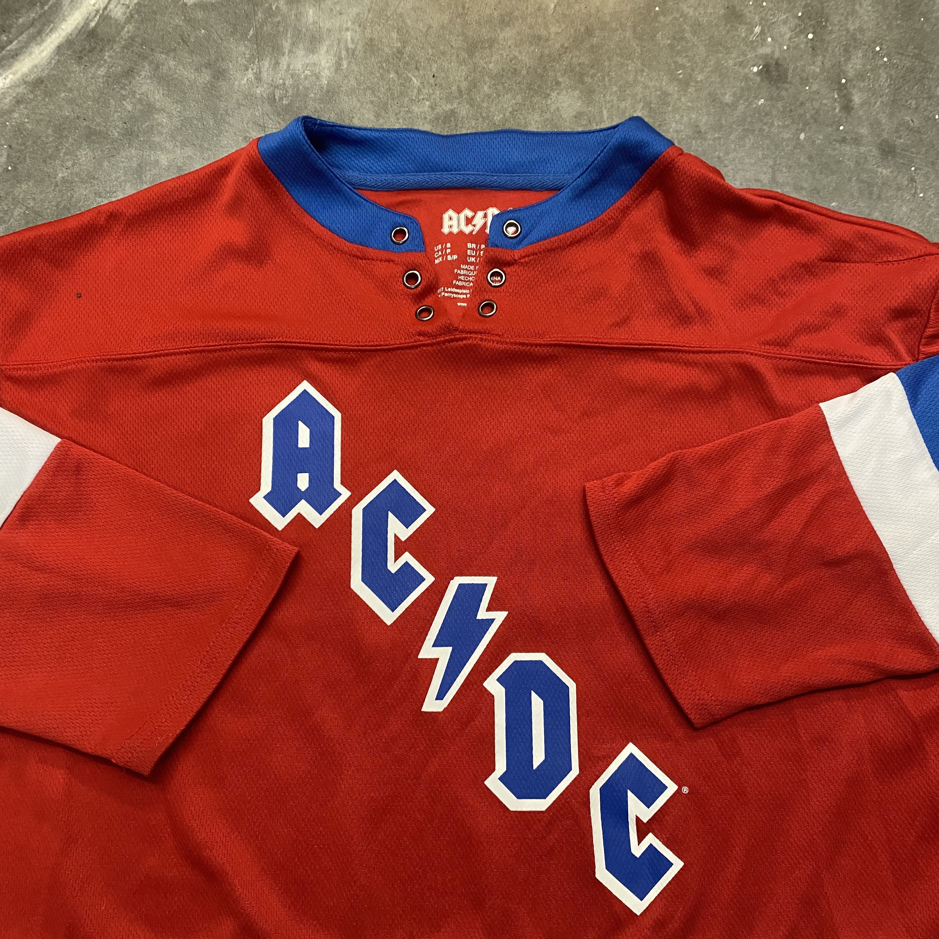 AC/DC AC/DC Malcolm Young Hokcey Jersey Red Spellout Concert Size US S / EU 44-46 / 1 - 4 Thumbnail