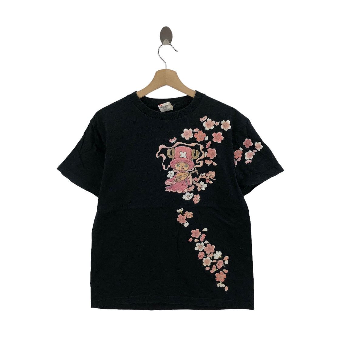 Anime Vintage Tony Chopper ONE PIECE T-Shirt Cartoon Anime Size US M / EU 48-50 / 2 - 1 Thumbnail