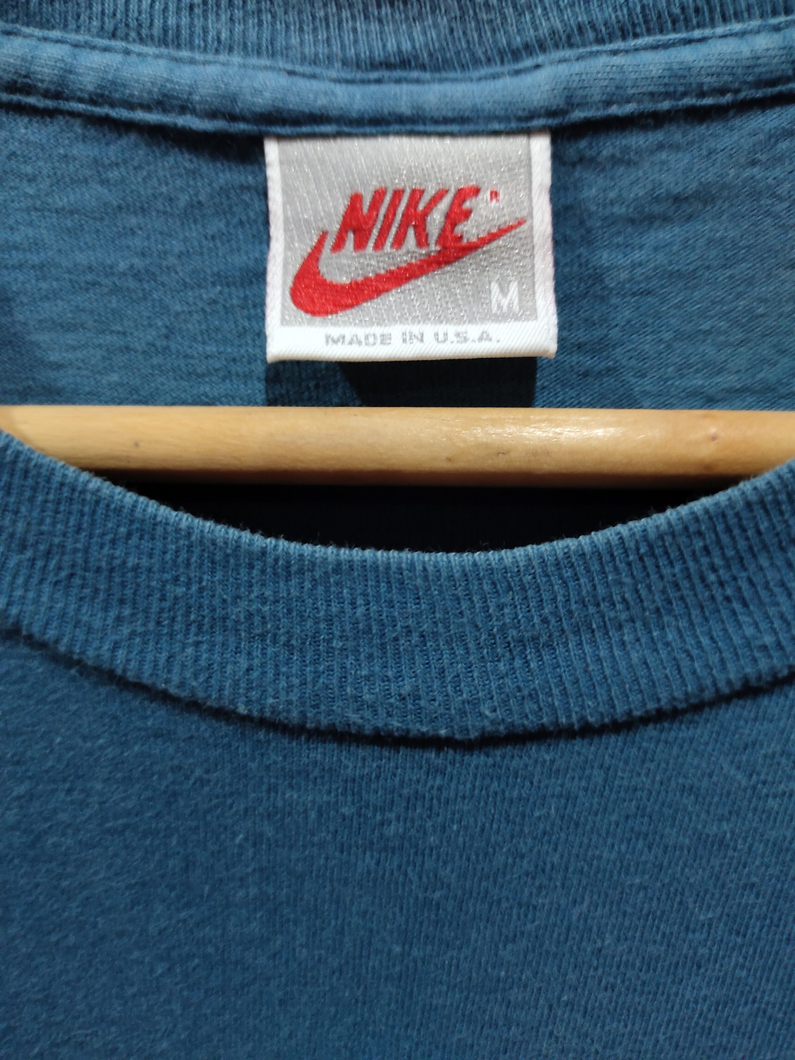 Jordan Brand Vintage Nike Air Jordan tee Size US M / EU 48-50 / 2 - 7 Thumbnail