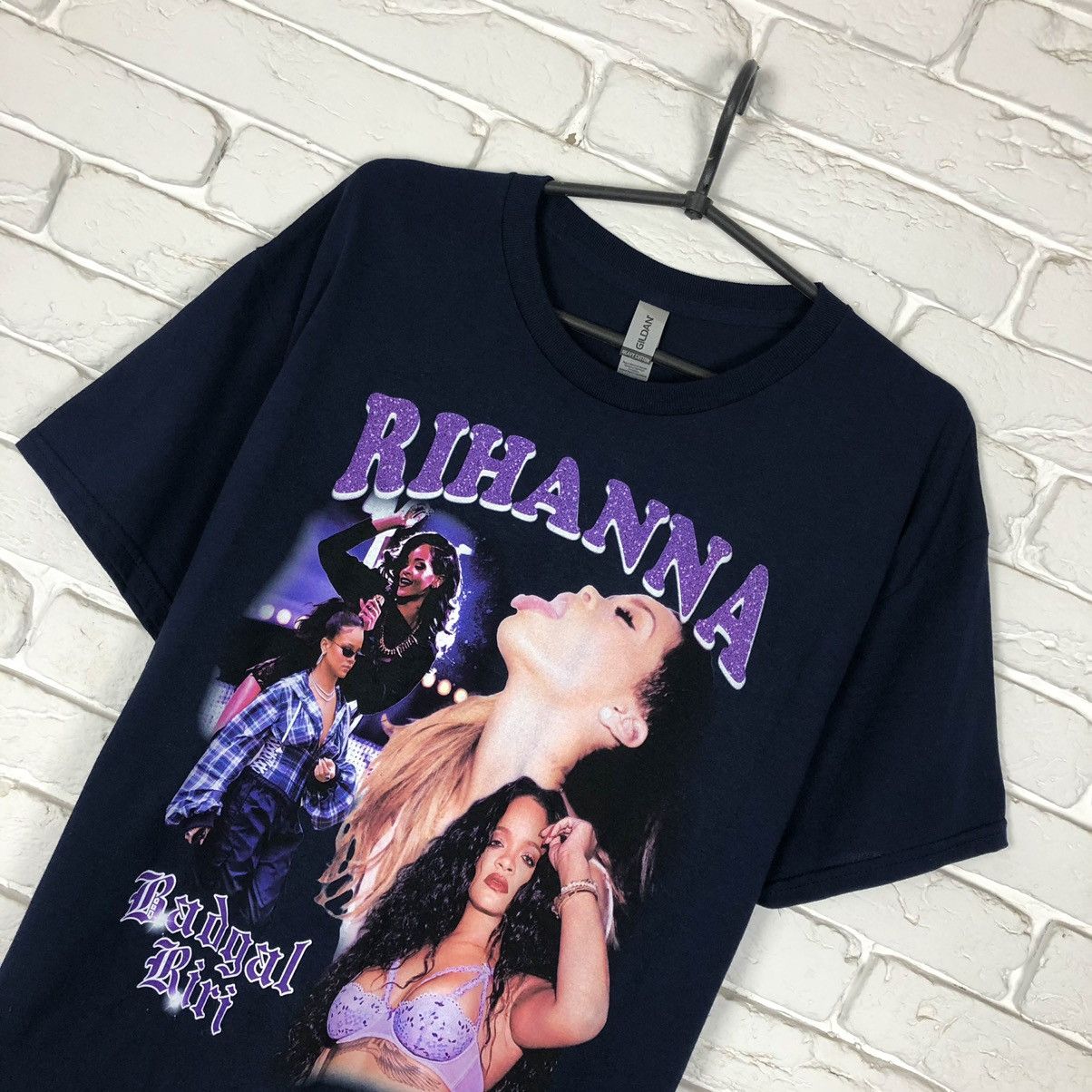 Band Tees Rihanna tee t shirt Size US L / EU 52-54 / 3 - 2 Thumbnail