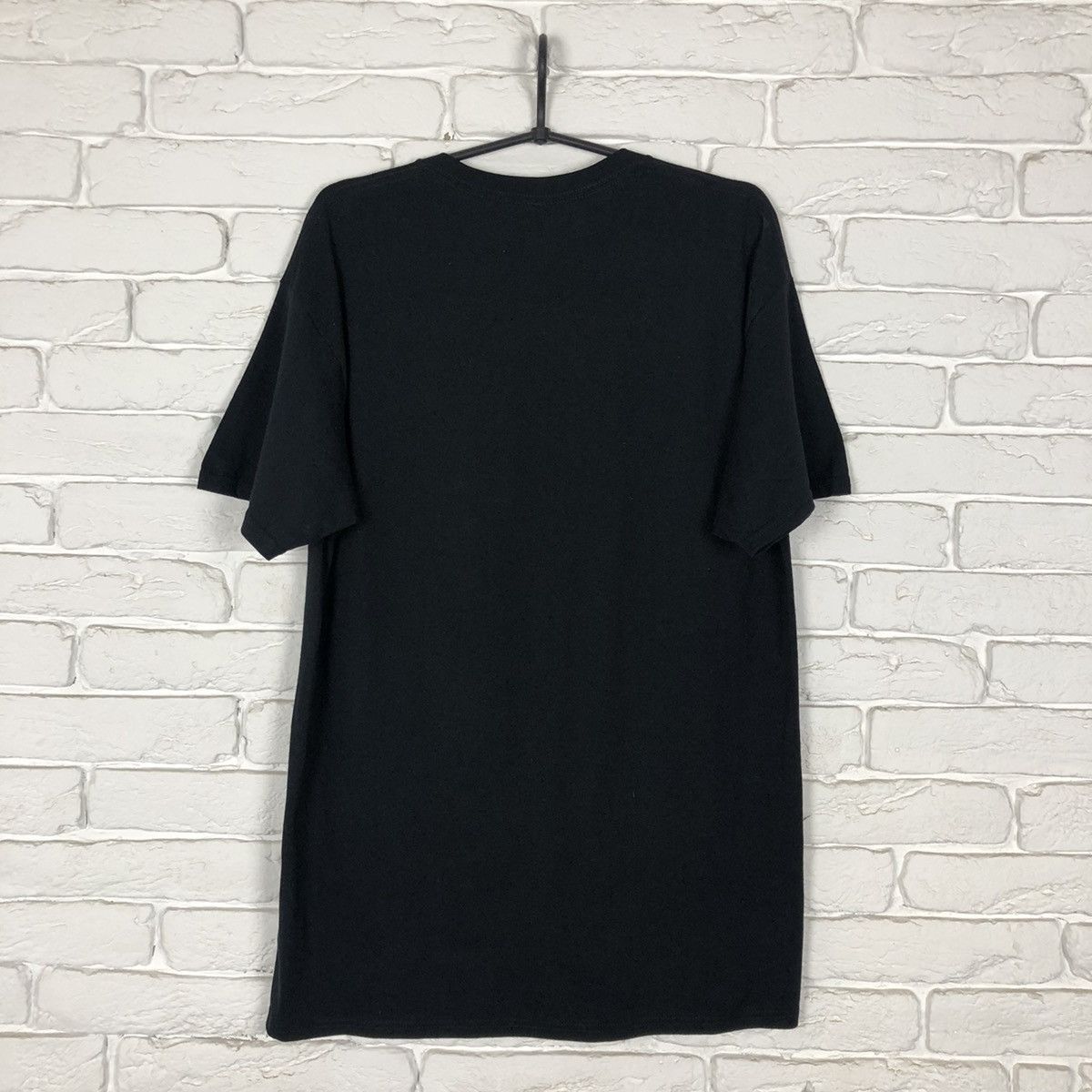 Band Tees Rihanna tee t shirt Size US L / EU 52-54 / 3 - 4 Thumbnail