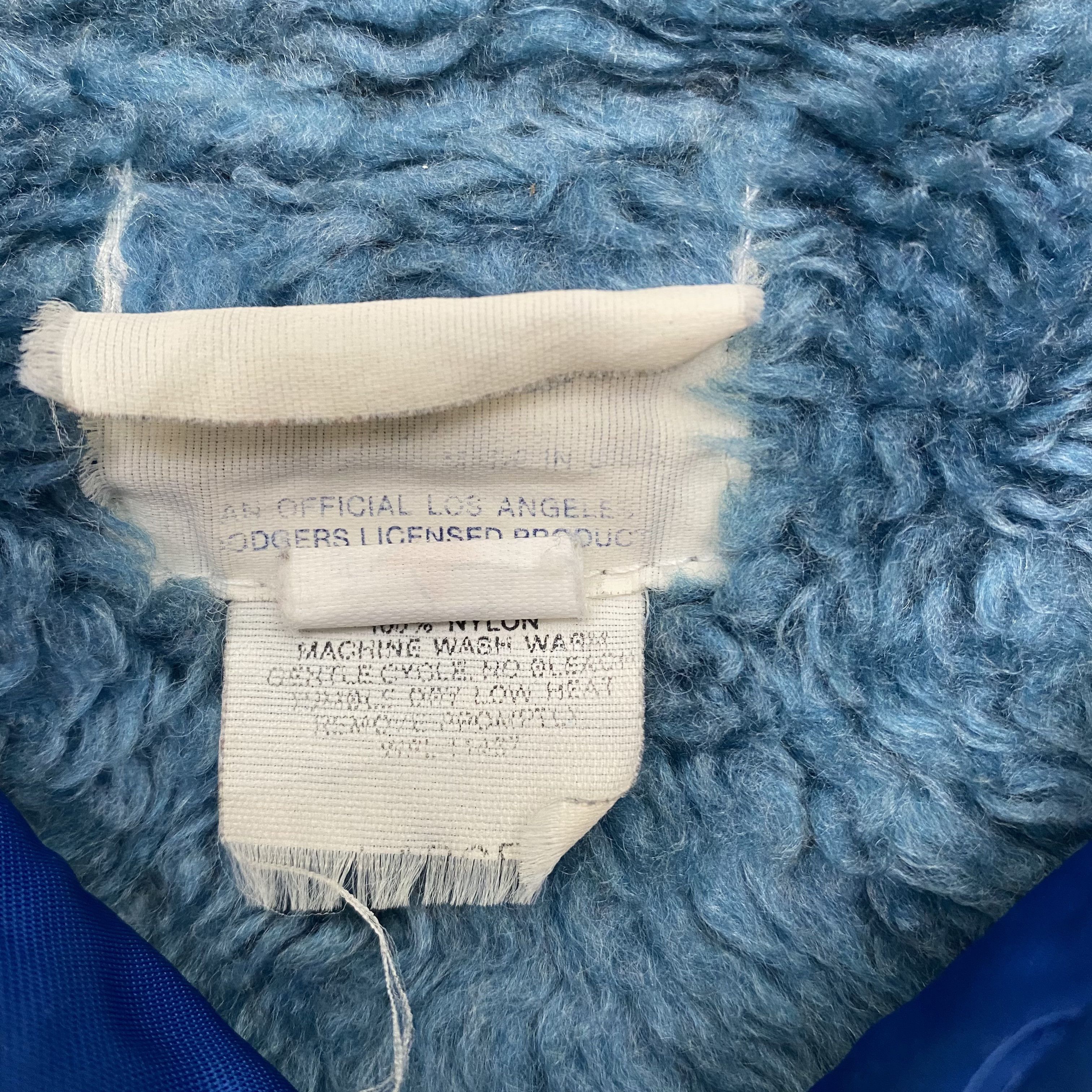 MLB × Vintage VTG 80s LA Dodgers Spellout Satin Fur Lining Jacket Size US L / EU 52-54 / 3 - 5 Thumbnail