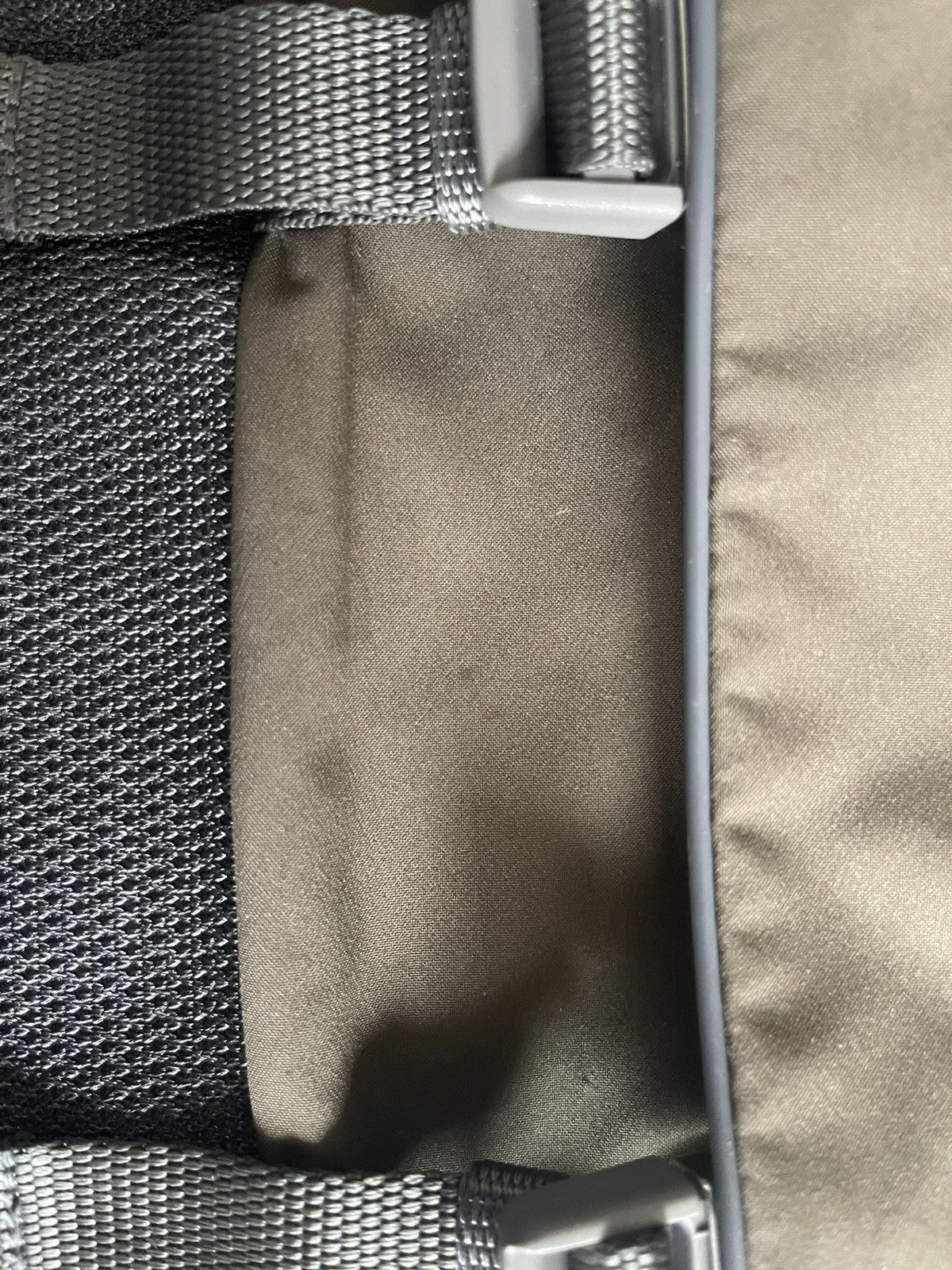 Prada Vintage Prada sport fur crossbody bag Size ONE SIZE - 20 Thumbnail
