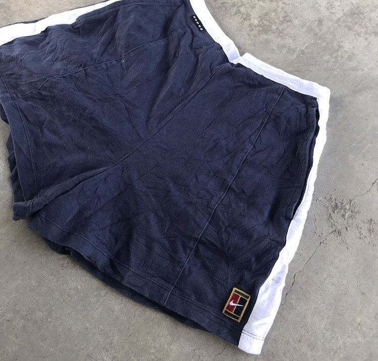 Nike × Vintage Vintage 1990’s Nike Challenge Court Short Size US 28 / EU 44 - 4 Thumbnail