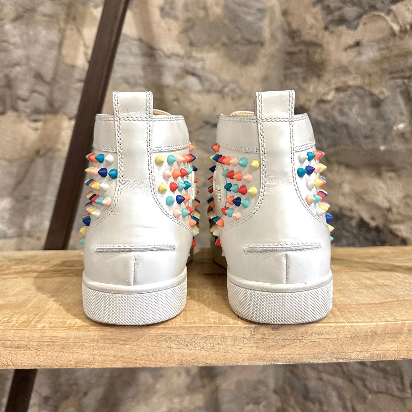 Christian Louboutin Christian Louboutin White Leather Louis Gomme Spike Sneakers Size US 8 / EU 41 - 5 Thumbnail