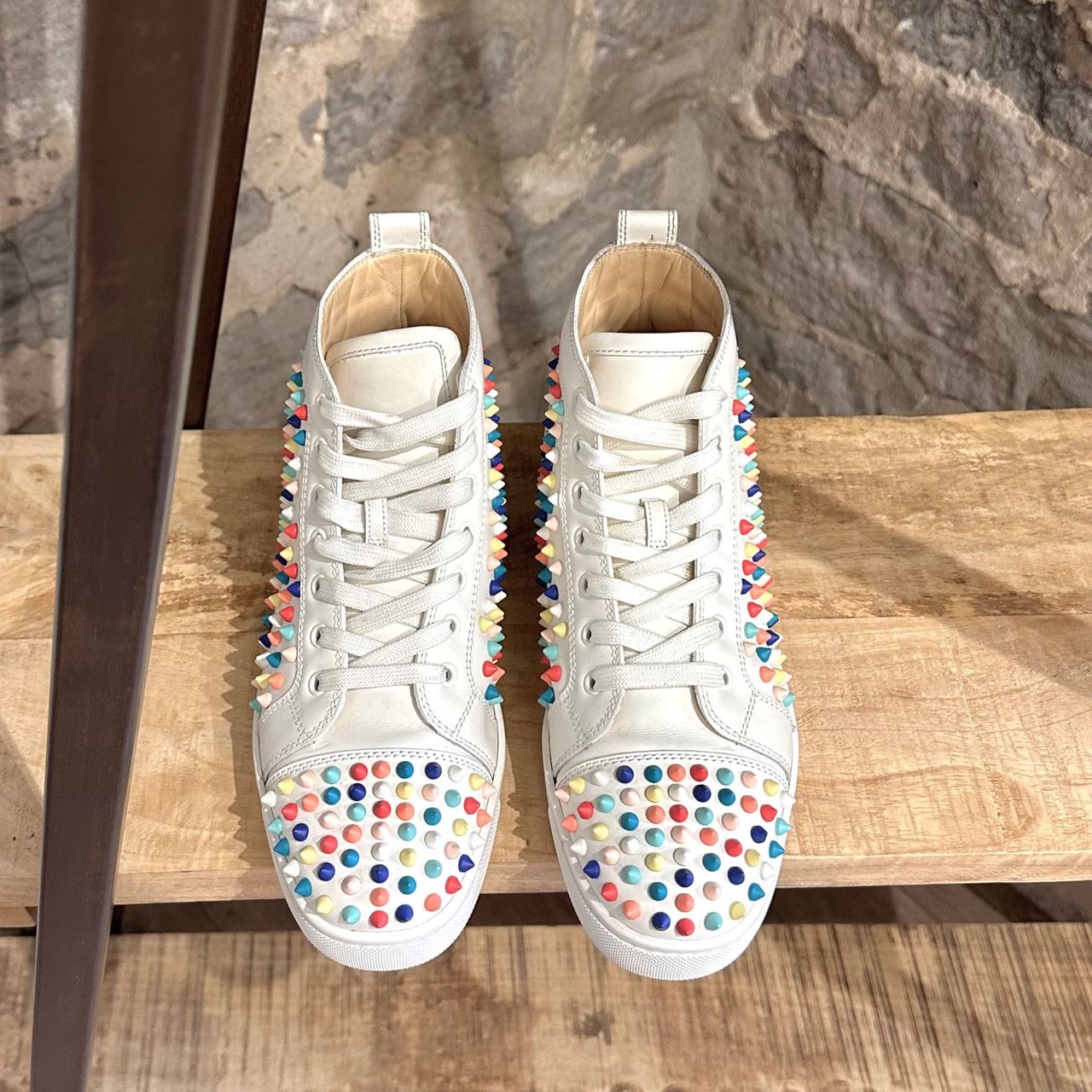 Christian Louboutin Christian Louboutin White Leather Louis Gomme Spike Sneakers Size US 8 / EU 41 - 2 Thumbnail