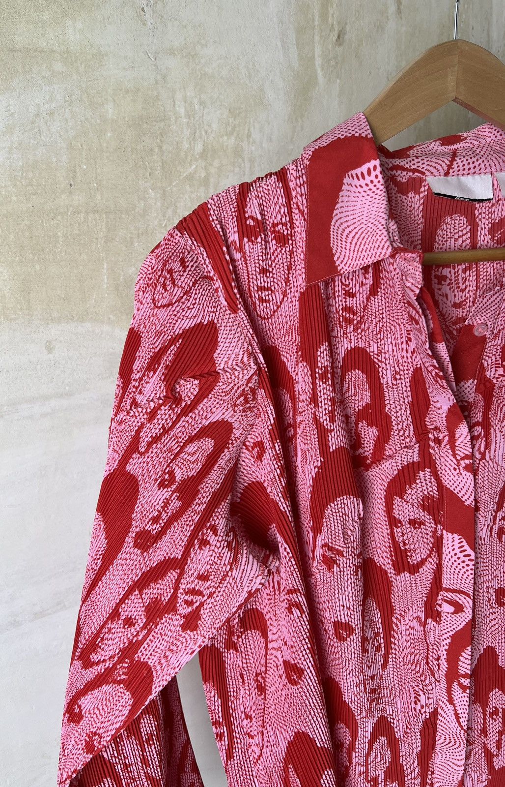 Other Japanese Vintage Avant Garde Red/Pink Faces Shirt Size US M / EU 48-50 / 2 - 2 Thumbnail