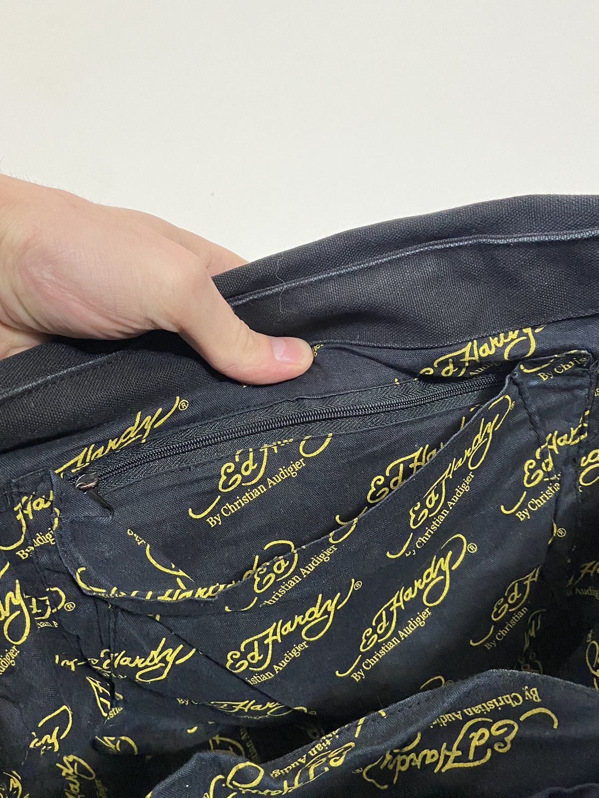 Ed Hardy Vintage Ed Hardy Cristian Audigier Y2K tiger messager bag Size ONE SIZE - 15 Thumbnail
