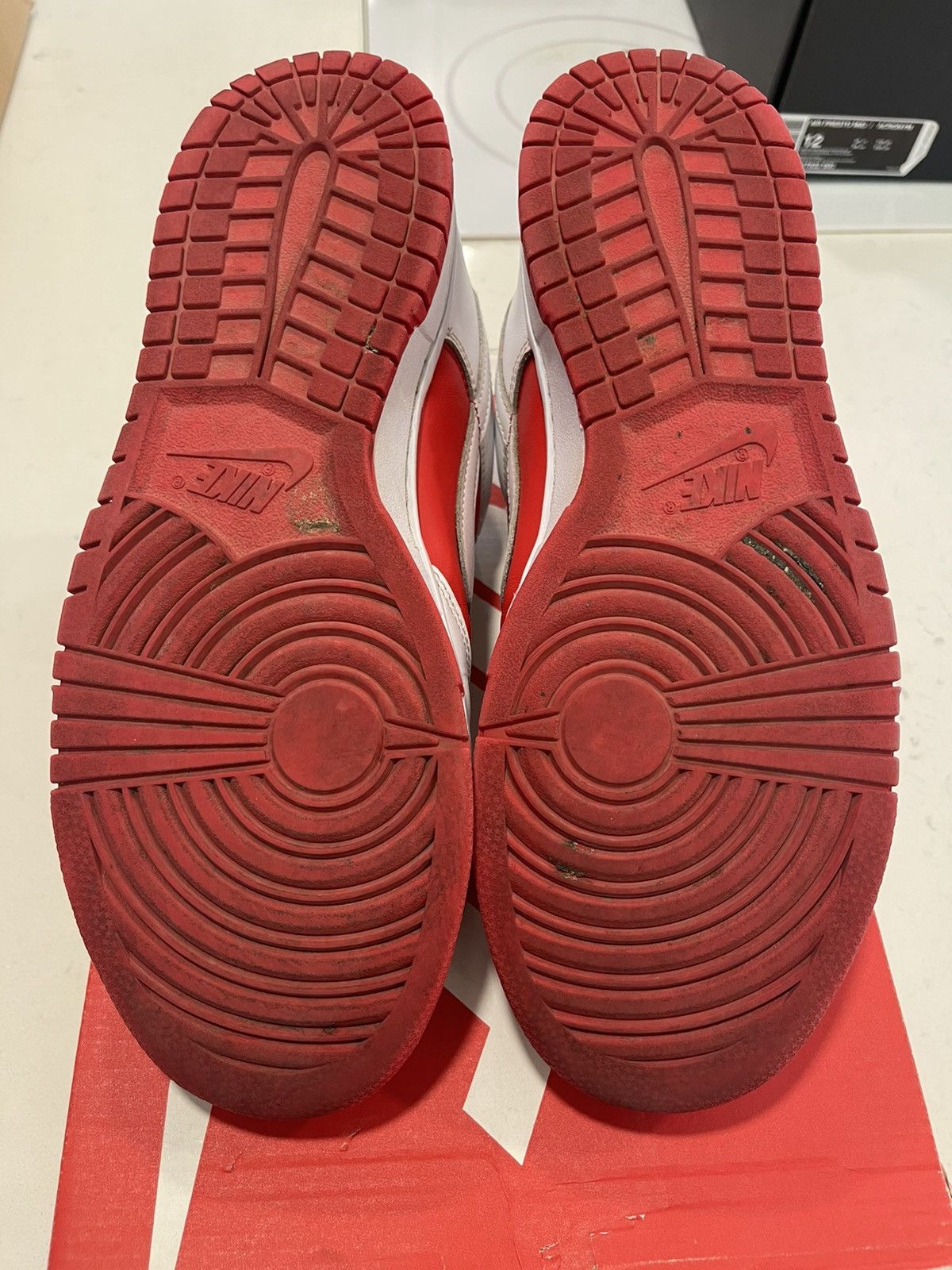 Nike Nike Dunk Low Championship Red 2021 Size US 10 / EU 43 - 6 Thumbnail