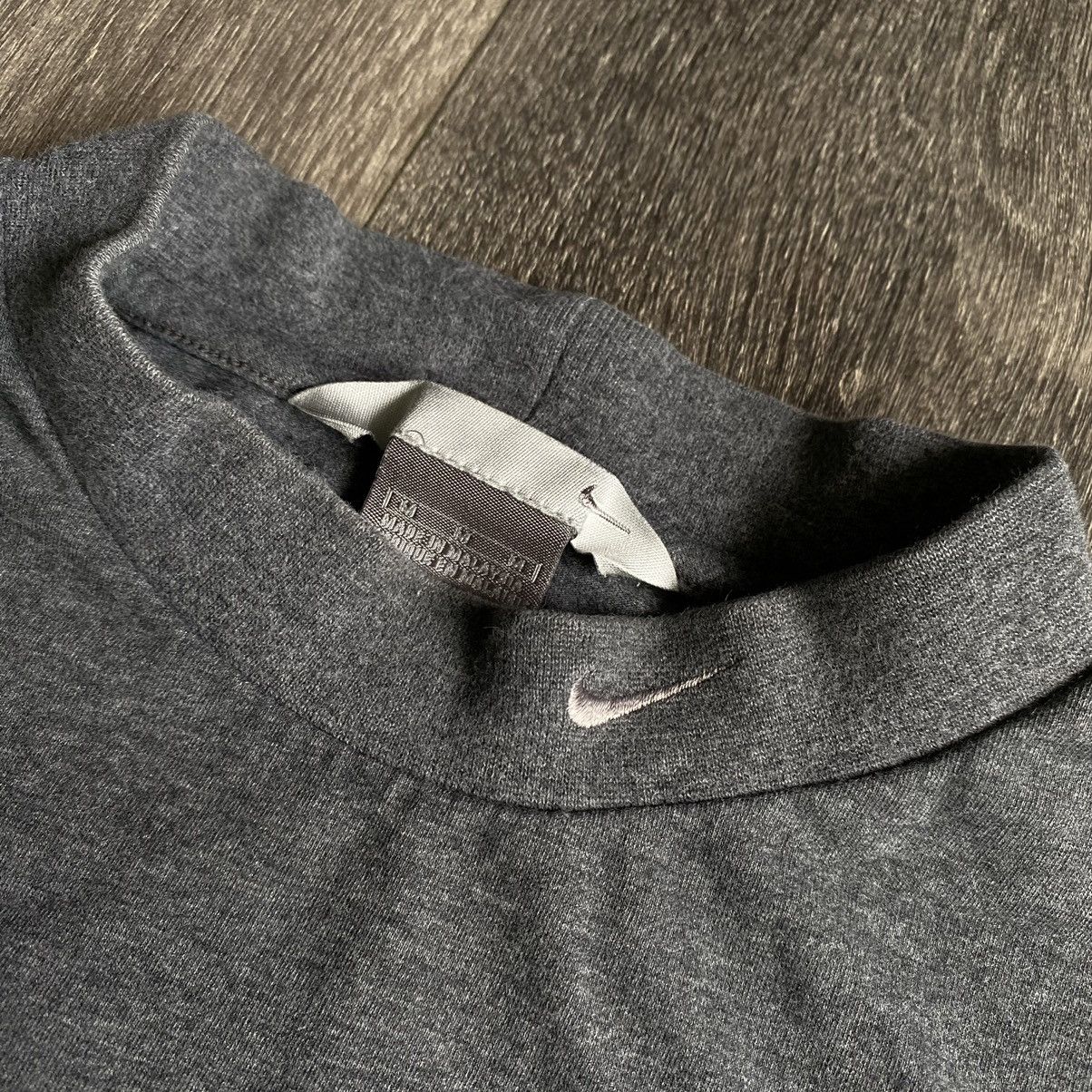 Nike Vintage 2000s Nike Mock Neck Basic Logo Swoosh Longsleeve Size US M / EU 48-50 / 2 - 3 Thumbnail