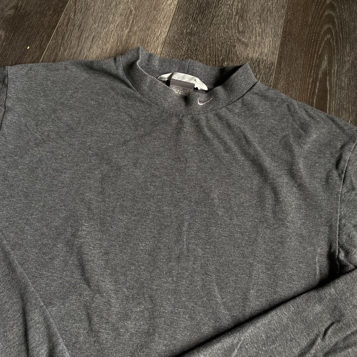 Nike Vintage 2000s Nike Mock Neck Basic Logo Swoosh Longsleeve Size US M / EU 48-50 / 2 - 1 Thumbnail