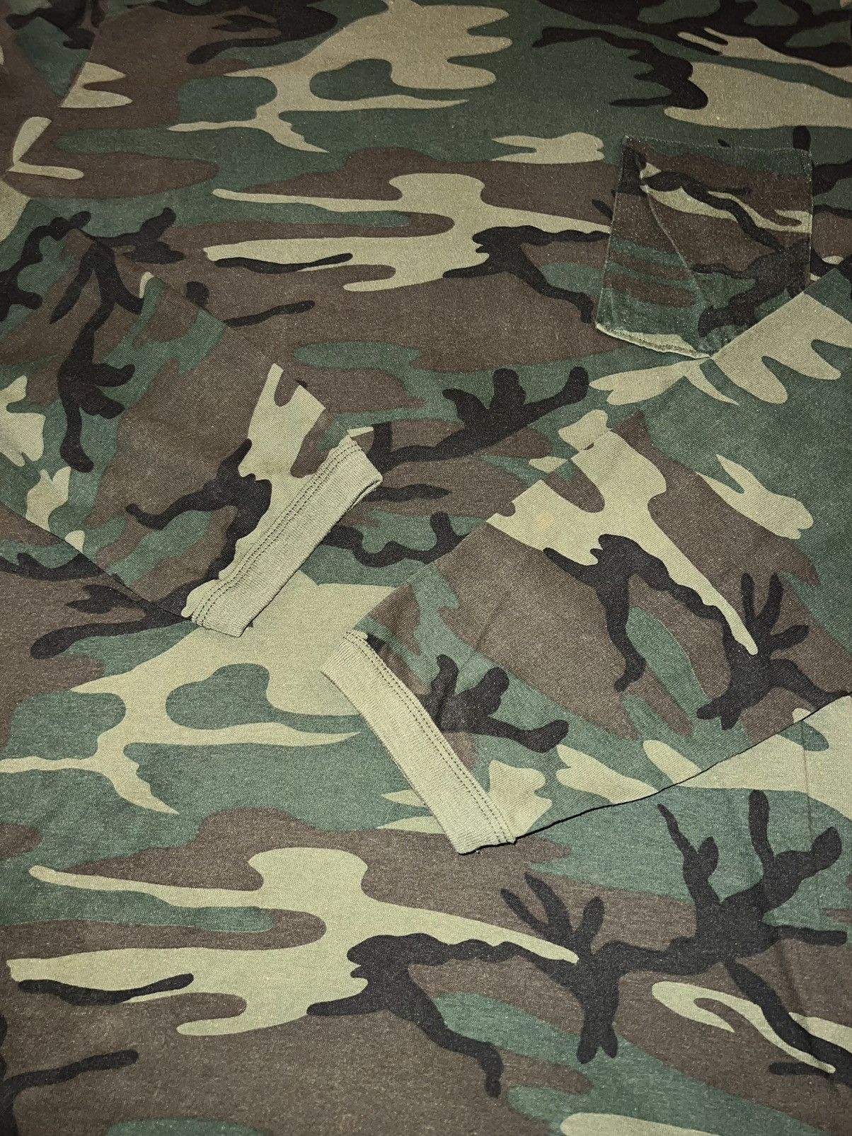 Vintage Vintage Military Camo Long Sleeve Size US XL / EU 56 / 4 - 5 Thumbnail