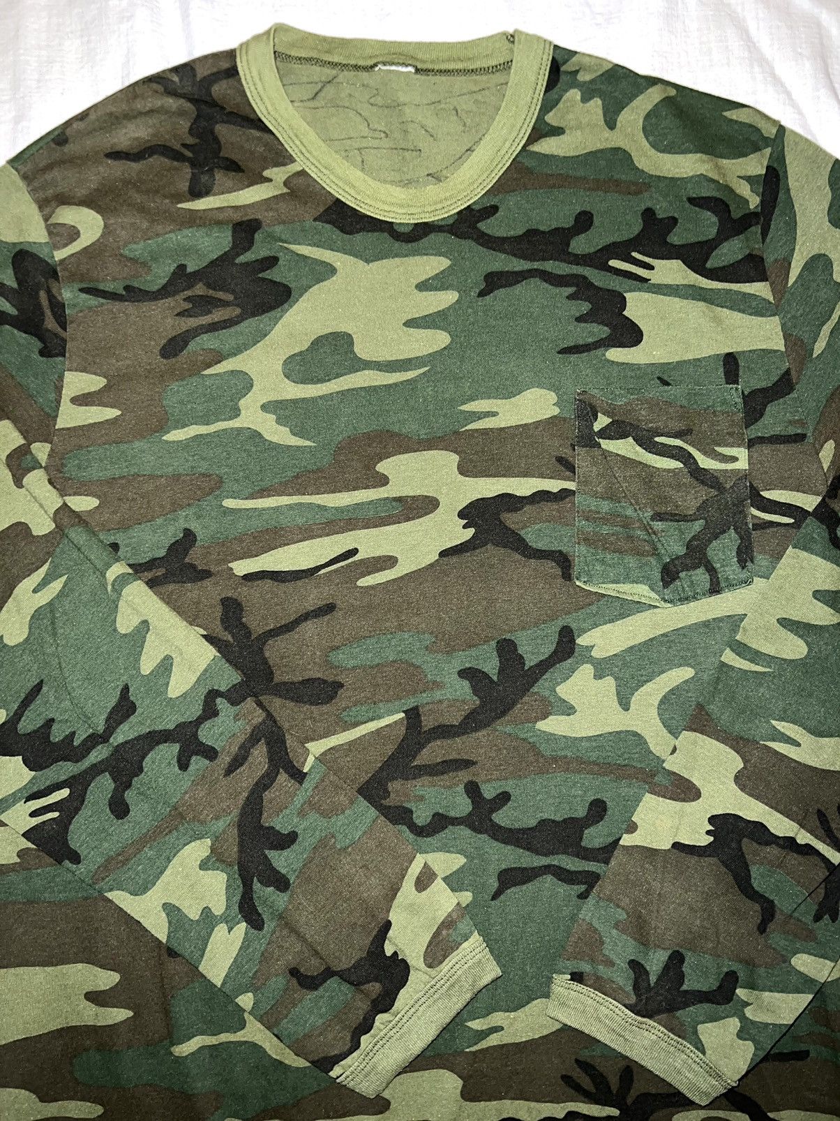 Vintage Vintage Military Camo Long Sleeve Size US XL / EU 56 / 4 - 2 Thumbnail
