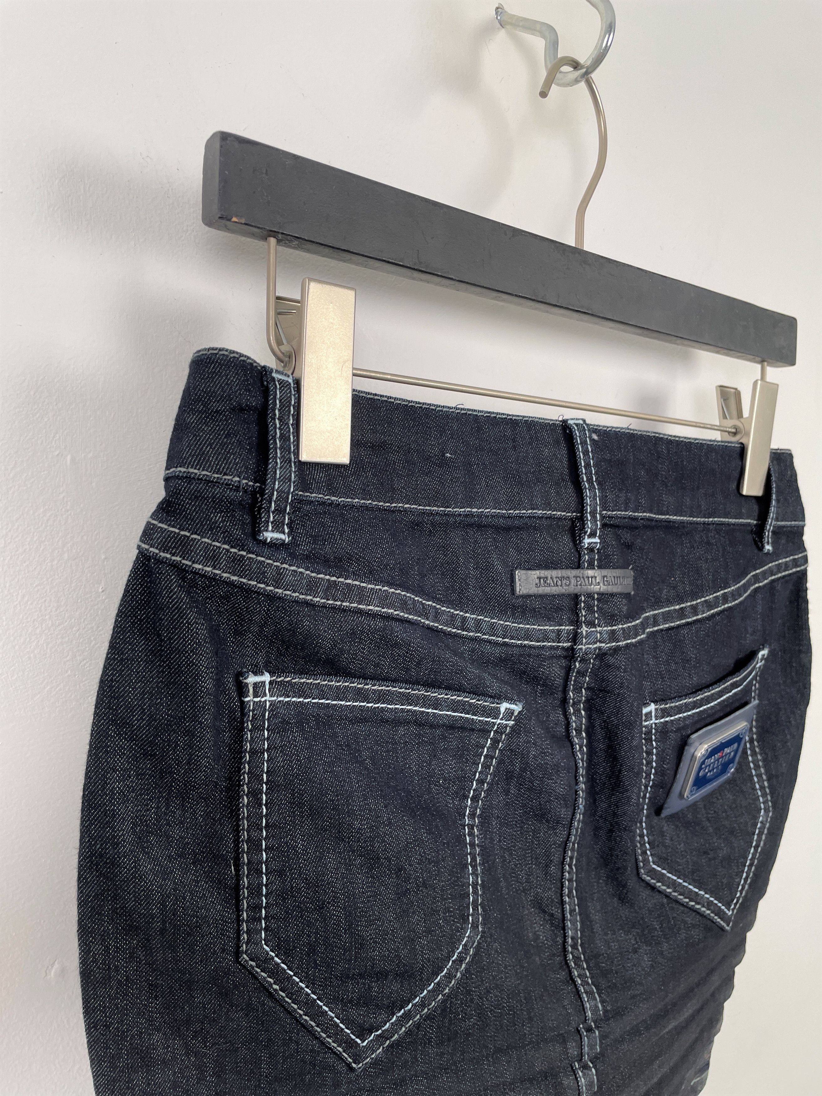 Jean Paul Gaultier Jean's Paul Gaultier Y2K Crimped Denim Low-Rise Mini-Skirt Size 26" / US 2 / IT 38 - 10 Thumbnail