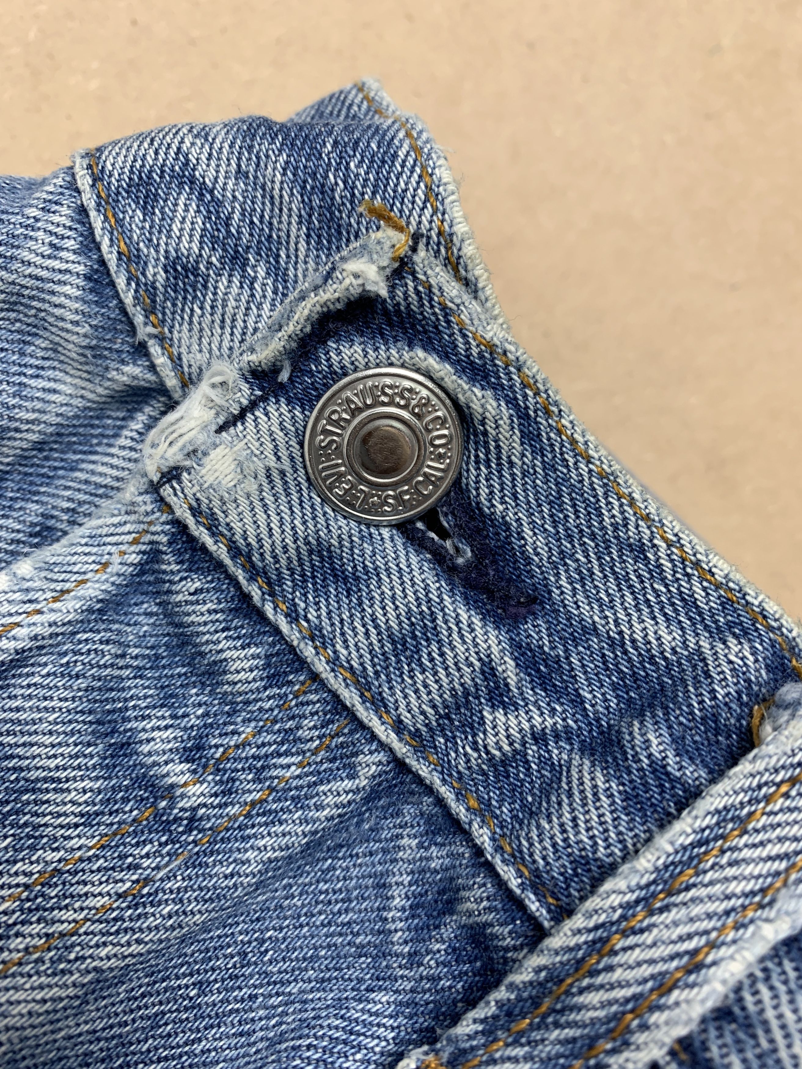 Levi's Vintage LEVI'S 501 Faded Straight Cut Jeans P0133 Size US 28 / EU 44 - 12 Thumbnail