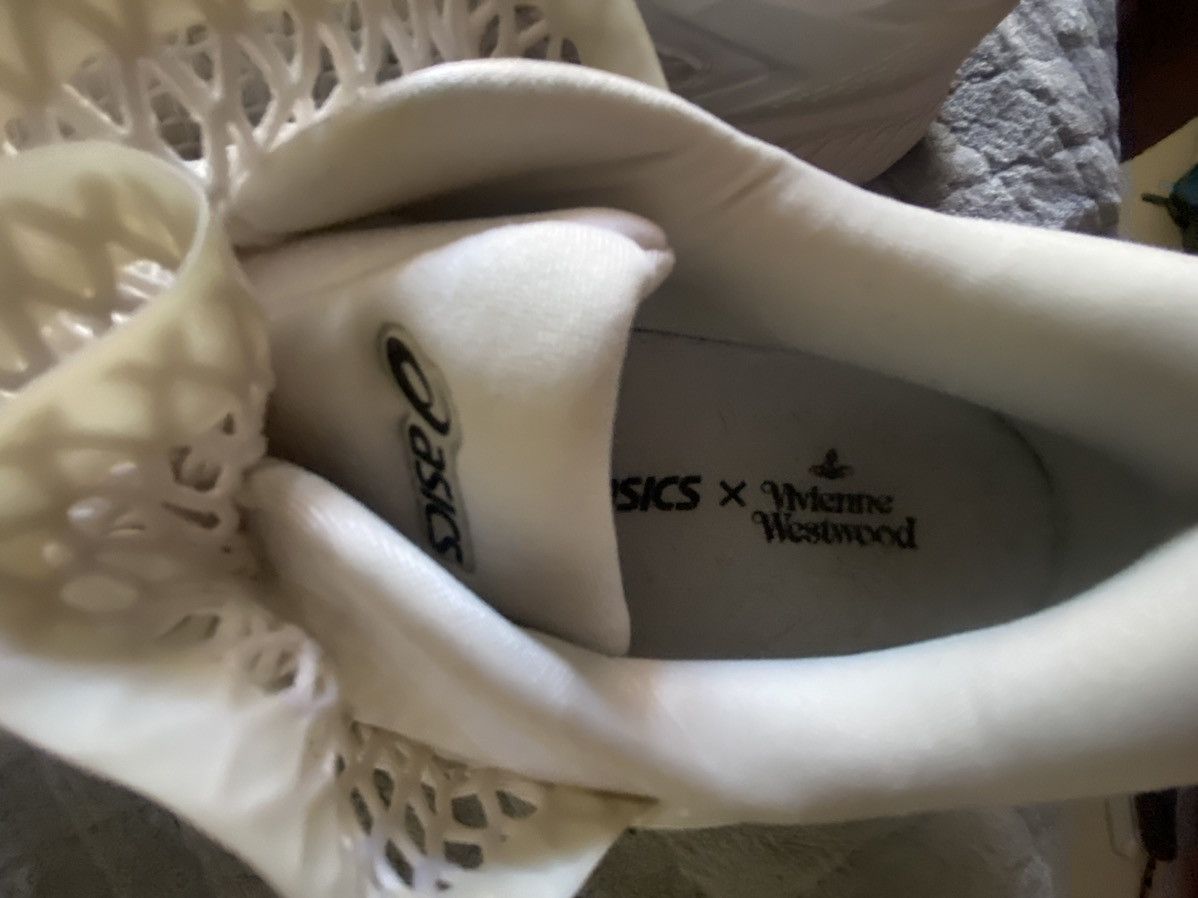 Asics × Vivienne Westwood Vivienne Westwood x ASICS GEL-KAYANO 26 Size US 11 / EU 44 - 12 Thumbnail
