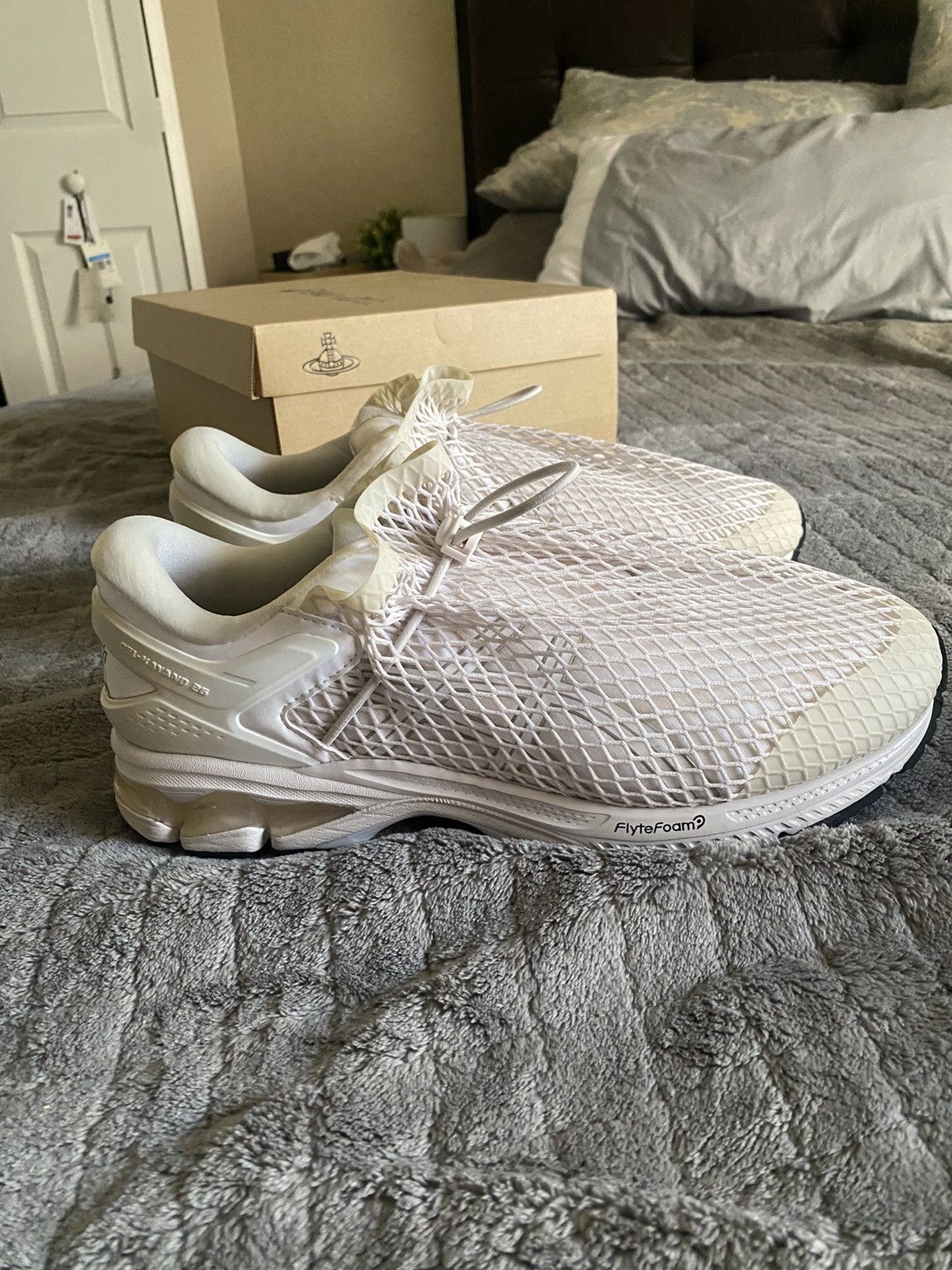 Asics × Vivienne Westwood Vivienne Westwood x ASICS GEL-KAYANO 26 Size US 11 / EU 44 - 5 Thumbnail