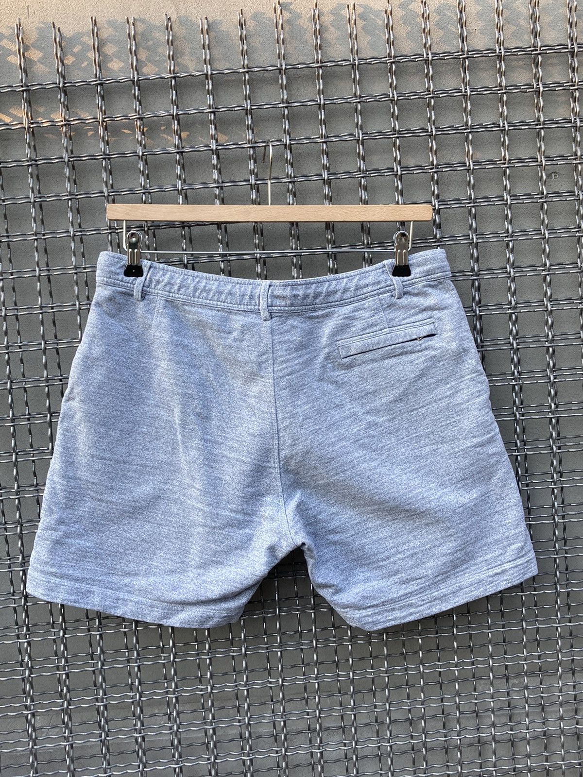 Orlebar Brown Orlebar Brown grey shorts Size US 34 / EU 50 - 5 Thumbnail