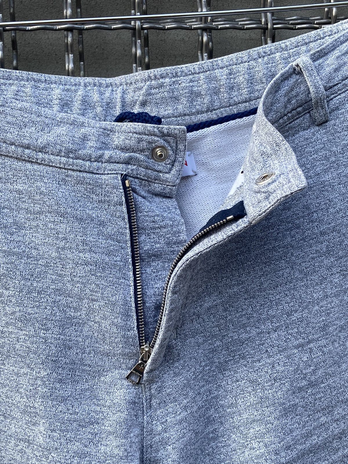 Orlebar Brown Orlebar Brown grey shorts Size US 34 / EU 50 - 4 Thumbnail