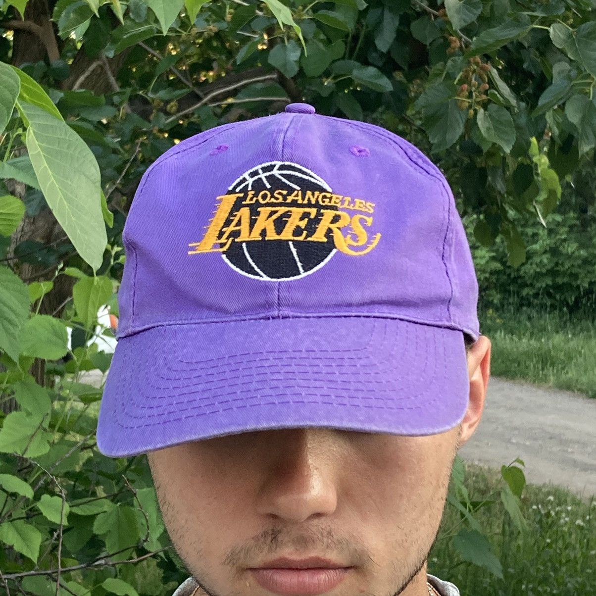 NBA × Vintage 90’s Vintage Lakers purple nba cap Size ONE SIZE - 3 Thumbnail