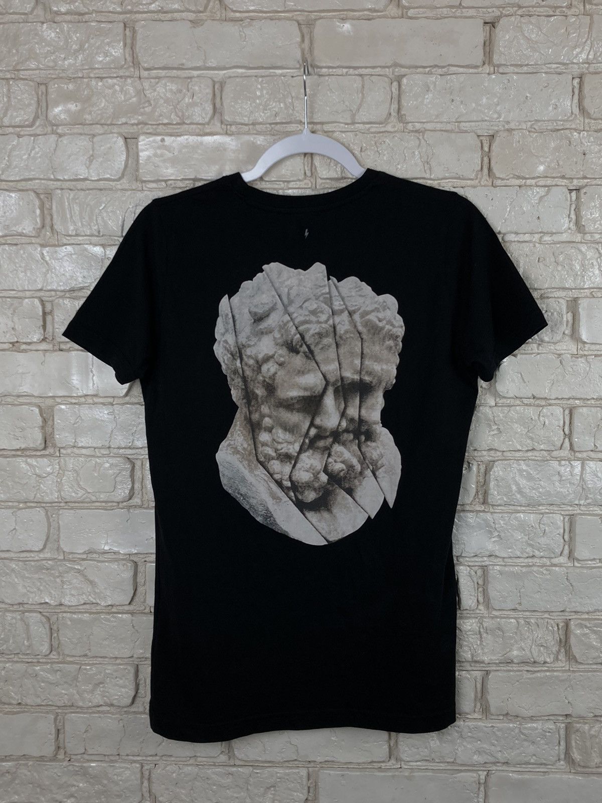 Neil Barrett Neil Barrett Statue double print shirt Size US S / EU 44-46 / 1 - 3 Thumbnail