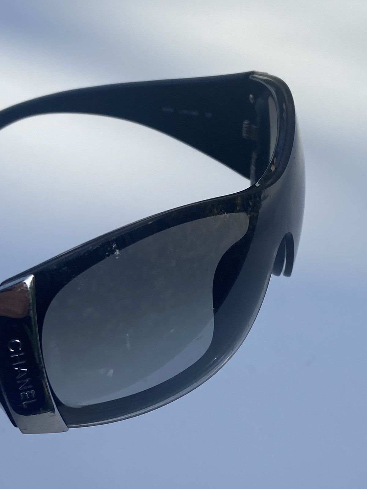 Chanel Chanel 6009 Black Shield Sunglasses Size ONE SIZE - 22 Thumbnail