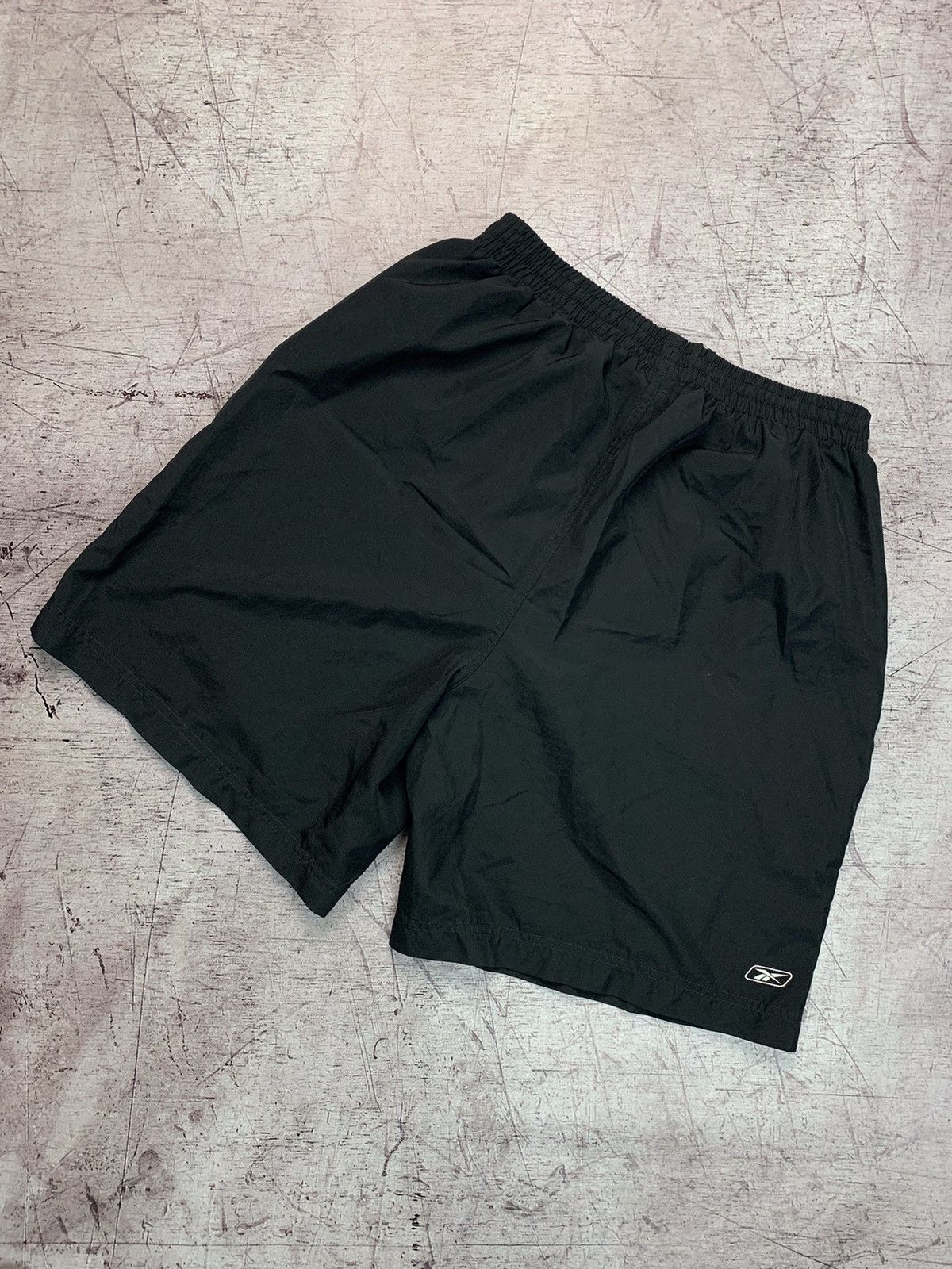 Reebok Vintage Reebok y2k Shorts Size US 32 / EU 48 - 2 Thumbnail