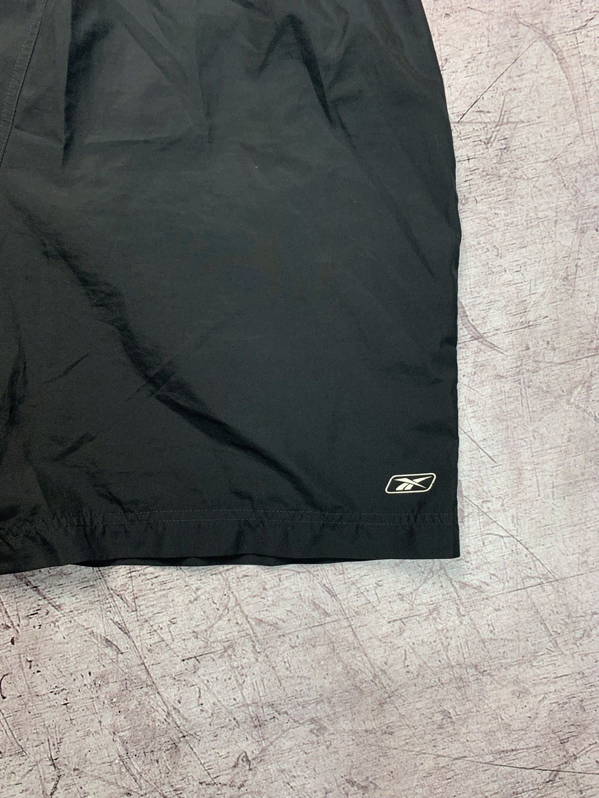 Reebok Vintage Reebok y2k Shorts Size US 32 / EU 48 - 5 Thumbnail
