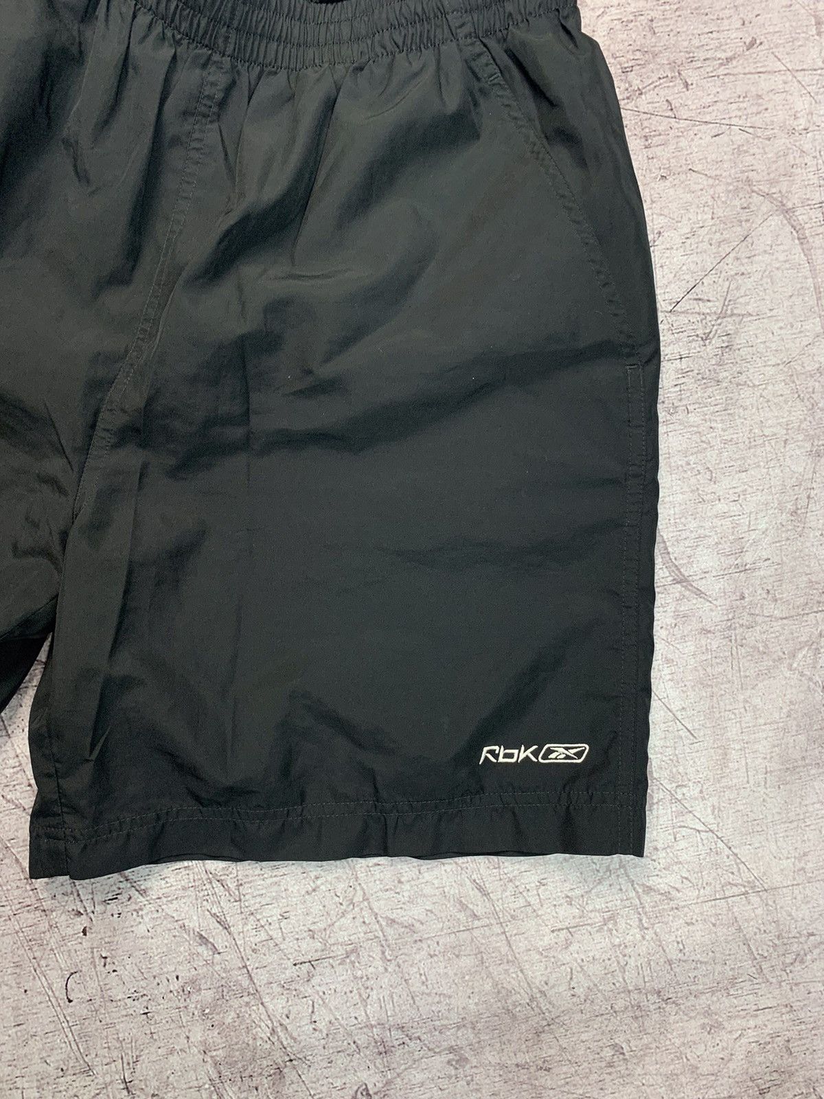 Reebok Vintage Reebok y2k Shorts Size US 32 / EU 48 - 4 Thumbnail