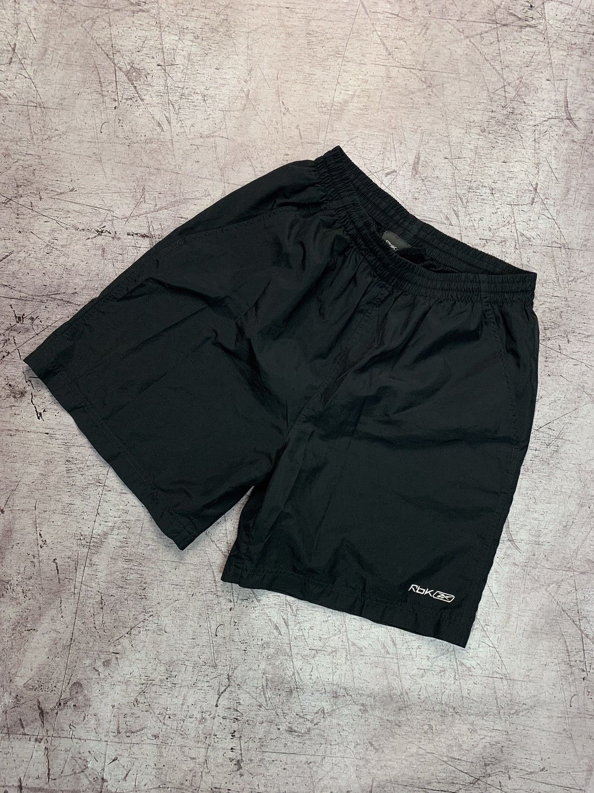 Reebok Vintage Reebok y2k Shorts Size US 32 / EU 48 - 1 Thumbnail