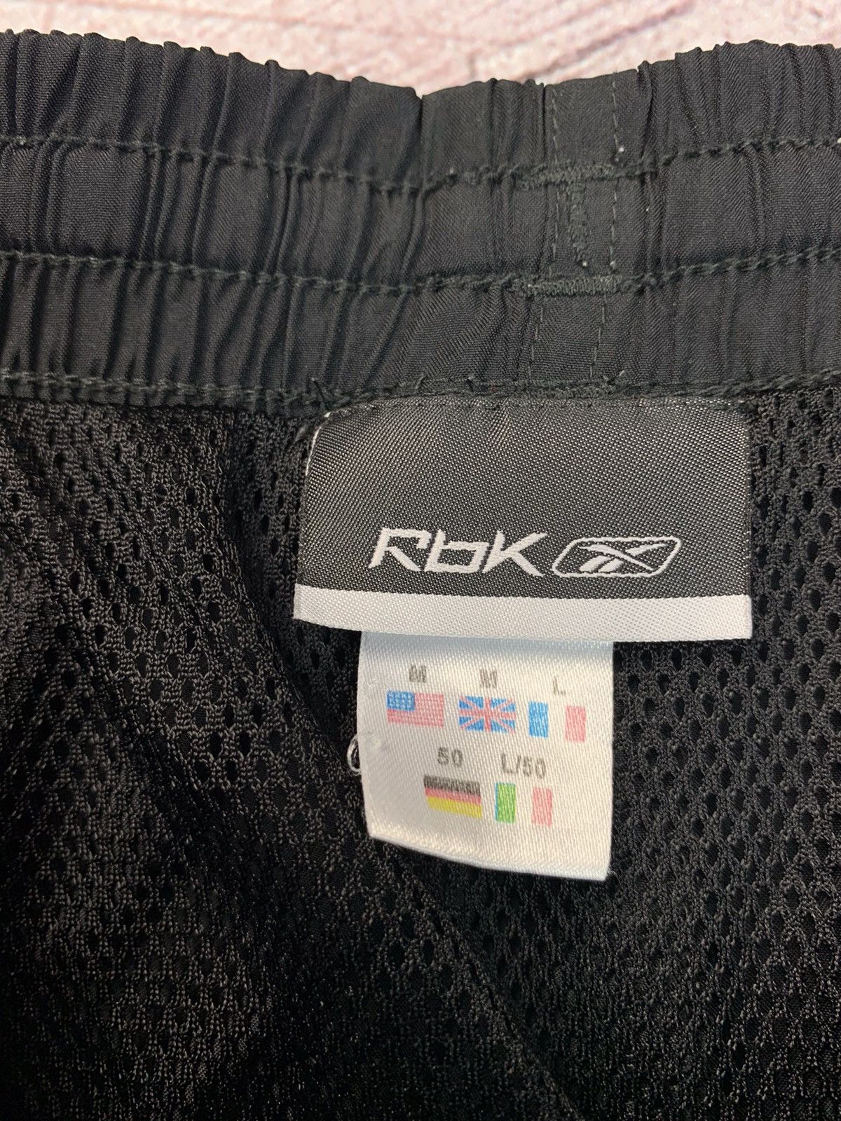 Reebok Vintage Reebok y2k Shorts Size US 32 / EU 48 - 6 Thumbnail