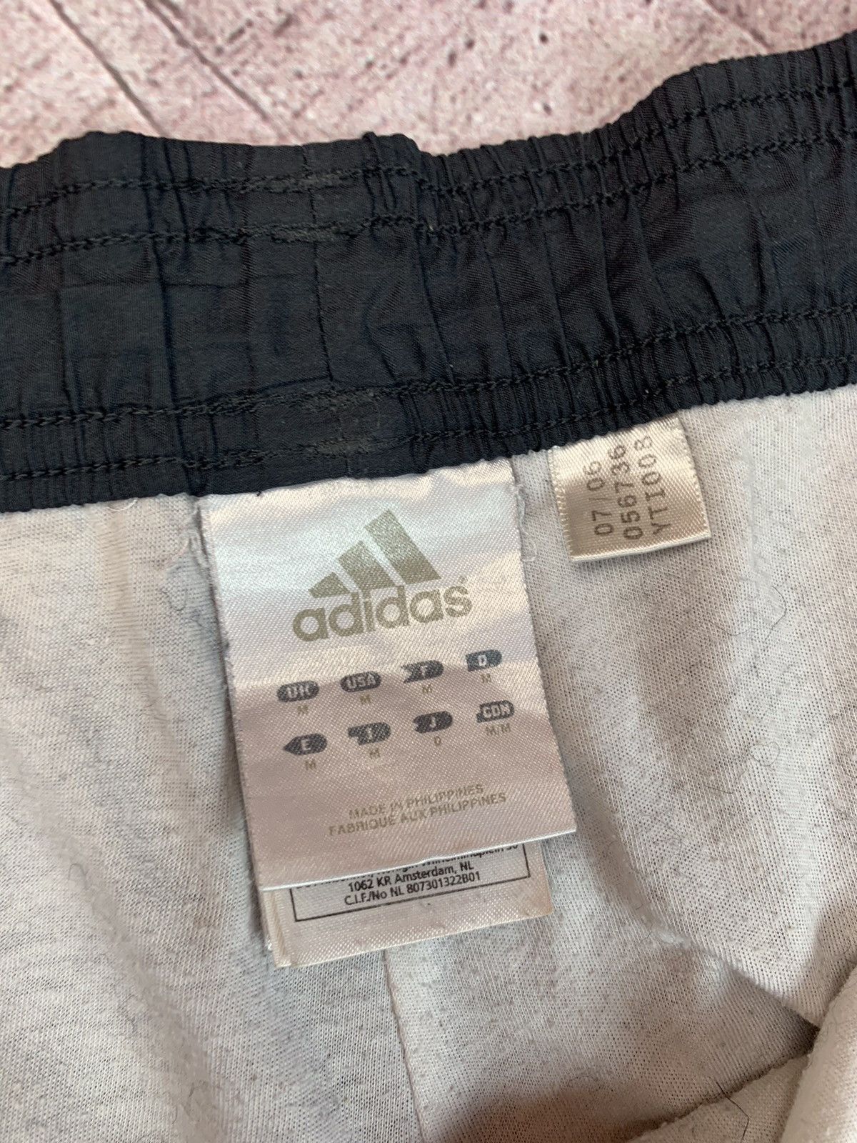 Adidas × Vintage Adidas Vintage Mens Nylon Track Pants Drill Y2K Size US 32 / EU 48 - 6 Thumbnail