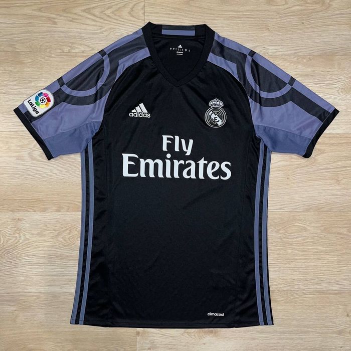 Adidas REAL MADRID ADIDAS 2016/2017 FOOTBALL THIRD JERSEY | Grailed