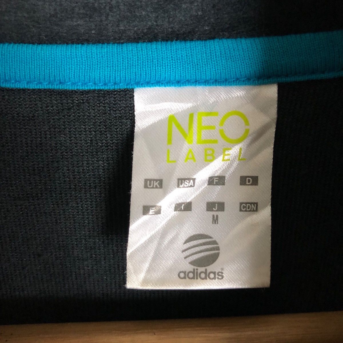 Adidas Adidas Neo Label Streetstyle Velvet Jacket Size US M / EU 48-50 / 2 - 7 Thumbnail