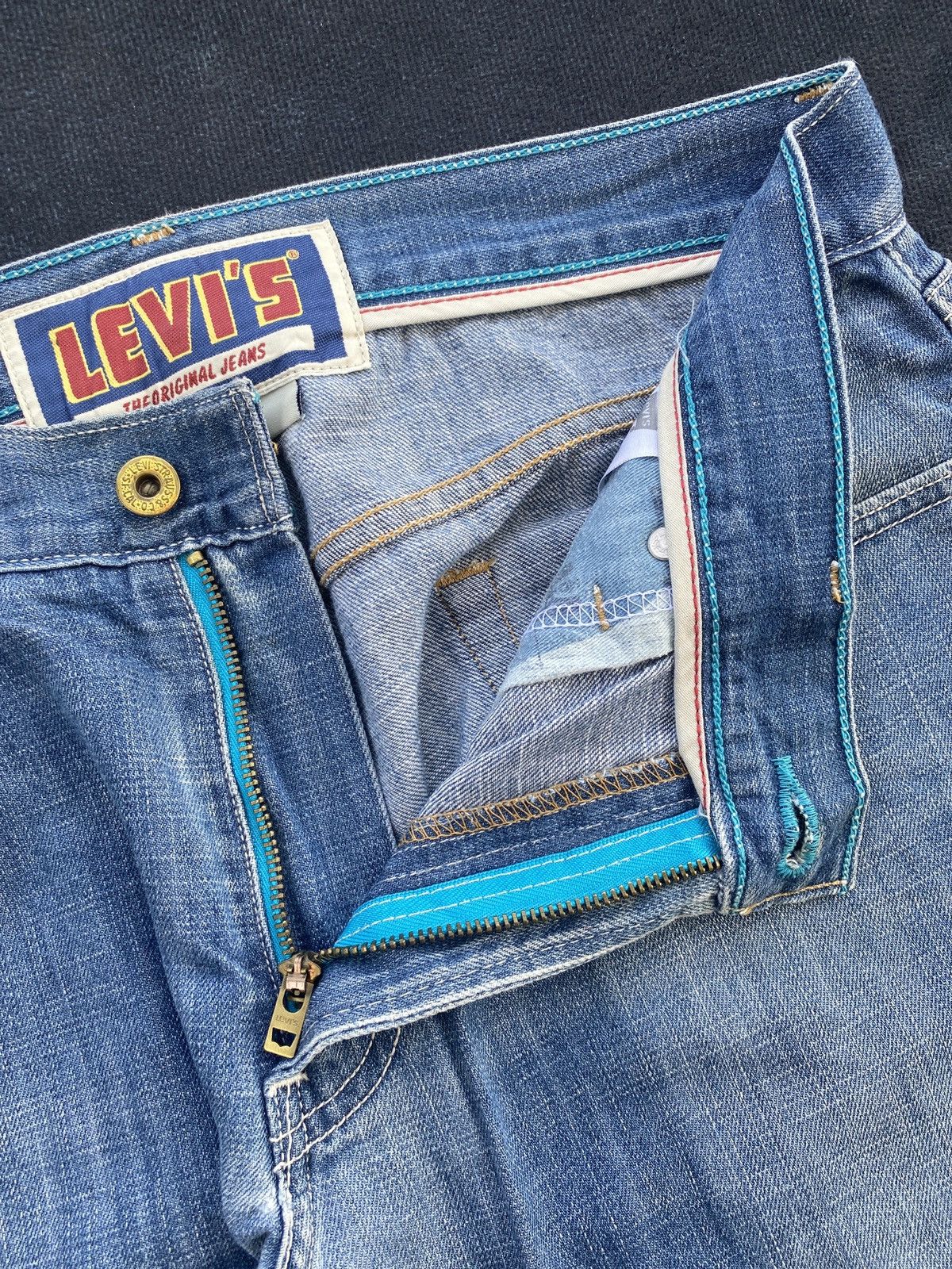 Jean × Levi's × Vintage VINTAGE LEVIS 514 BLUE WASH JEANS-J410 Size US 35 - 5 Thumbnail
