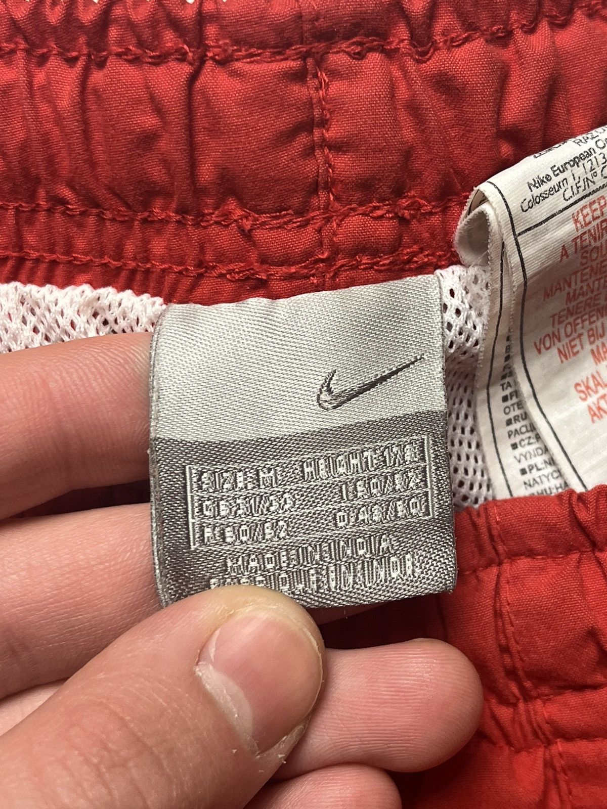 Nike Vintage Nike shorts streetwear swoosh casual y2k size M Size US 32 / EU 48 - 7 Thumbnail