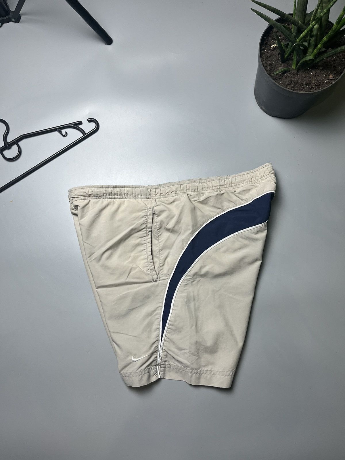 Nike × Vintage Vintage Nike shorts streetwear swoosh casual y2k size M Size US 32 / EU 48 - 2 Thumbnail