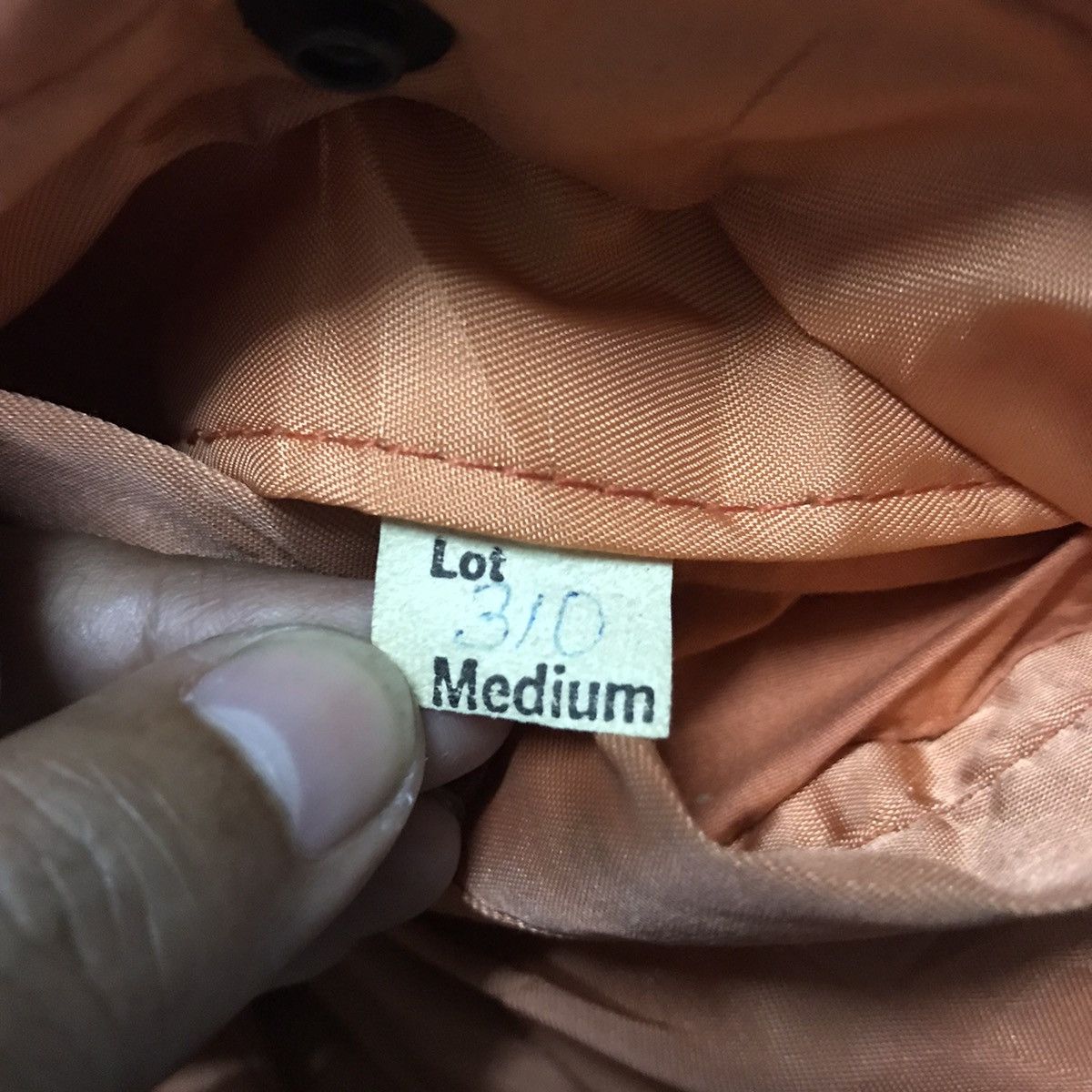 Avirex Vtg Avirex MA-1 Flight Bomber Jacket Embroidery Made in Usa Size US M / EU 48-50 / 2 - 19 Thumbnail